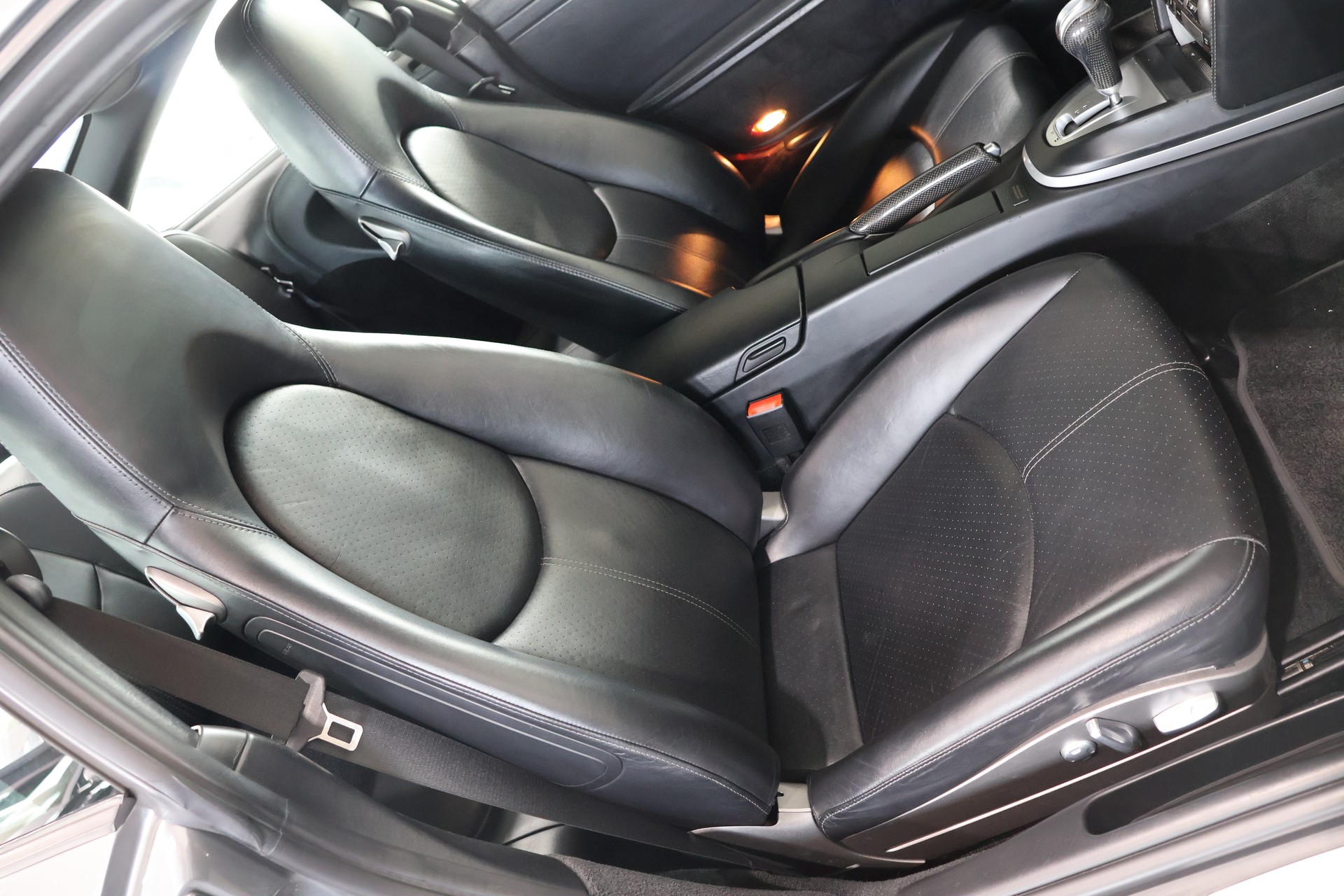 PORSCHE Carrera 4S-image-13