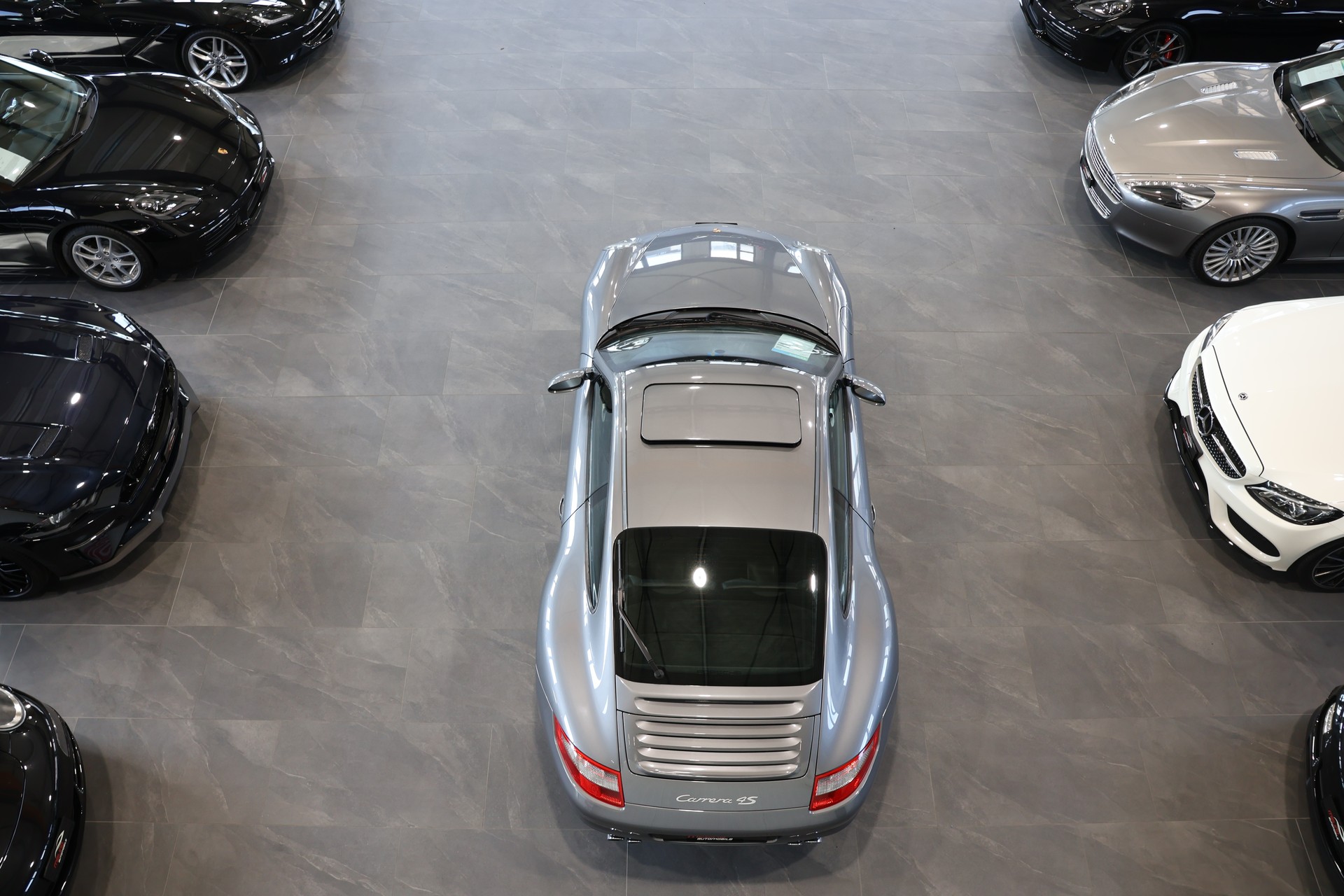 PORSCHE Carrera 4S-image-7