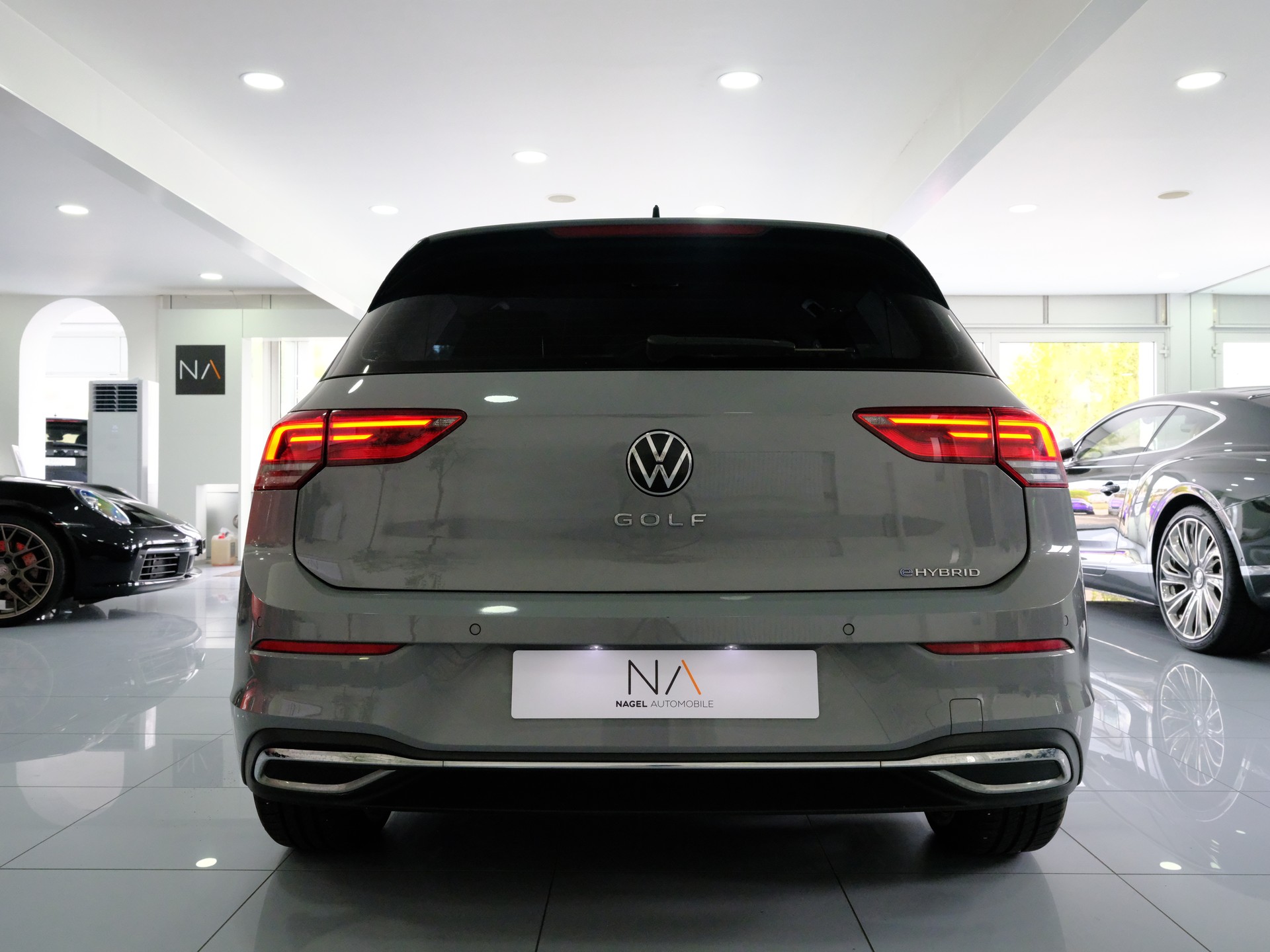 VW Golf 1.4 TSI PHEV Selection-image-4