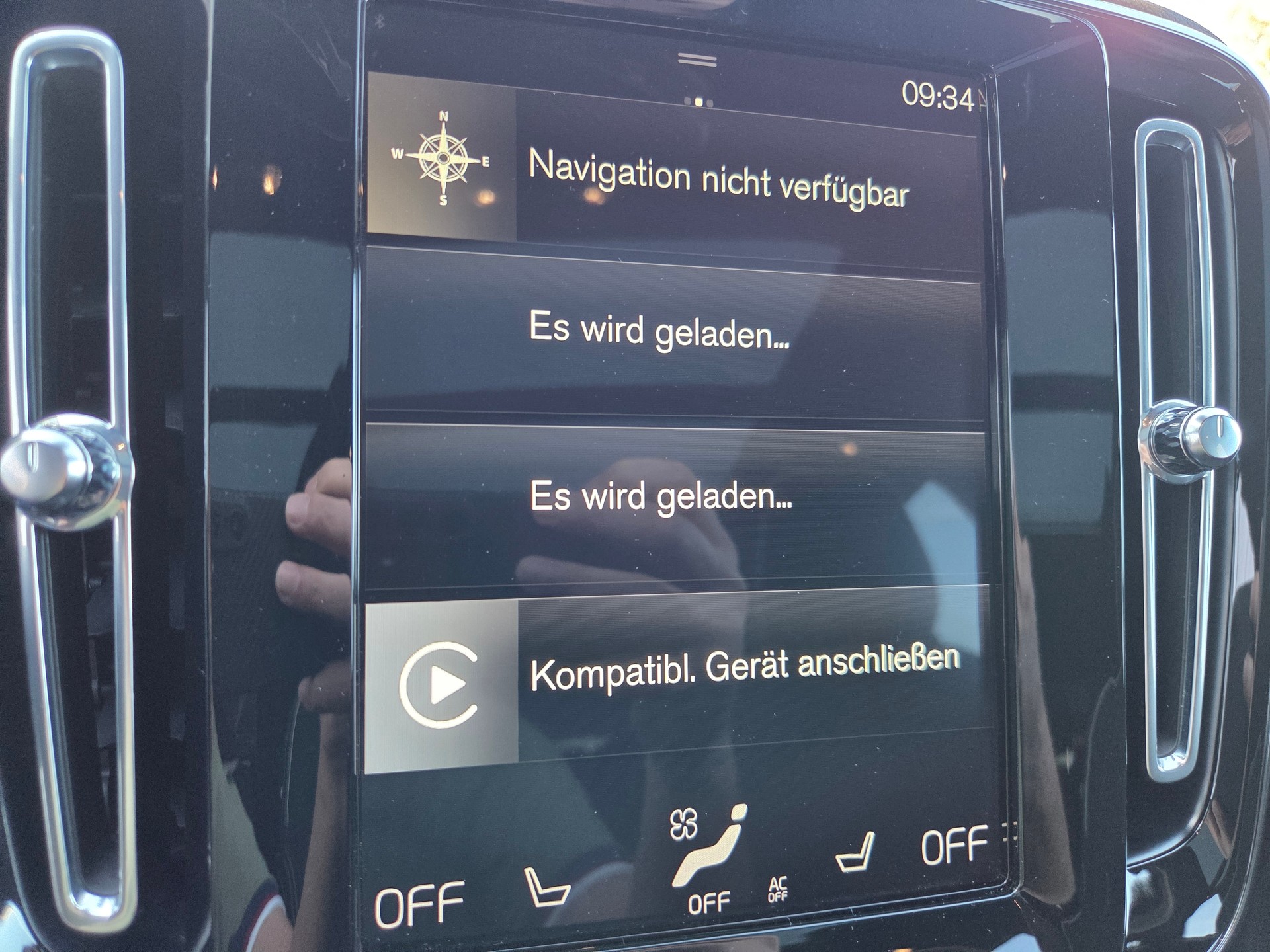 VOLVO XC40 T5 TwE R-Design DCT-image-25
