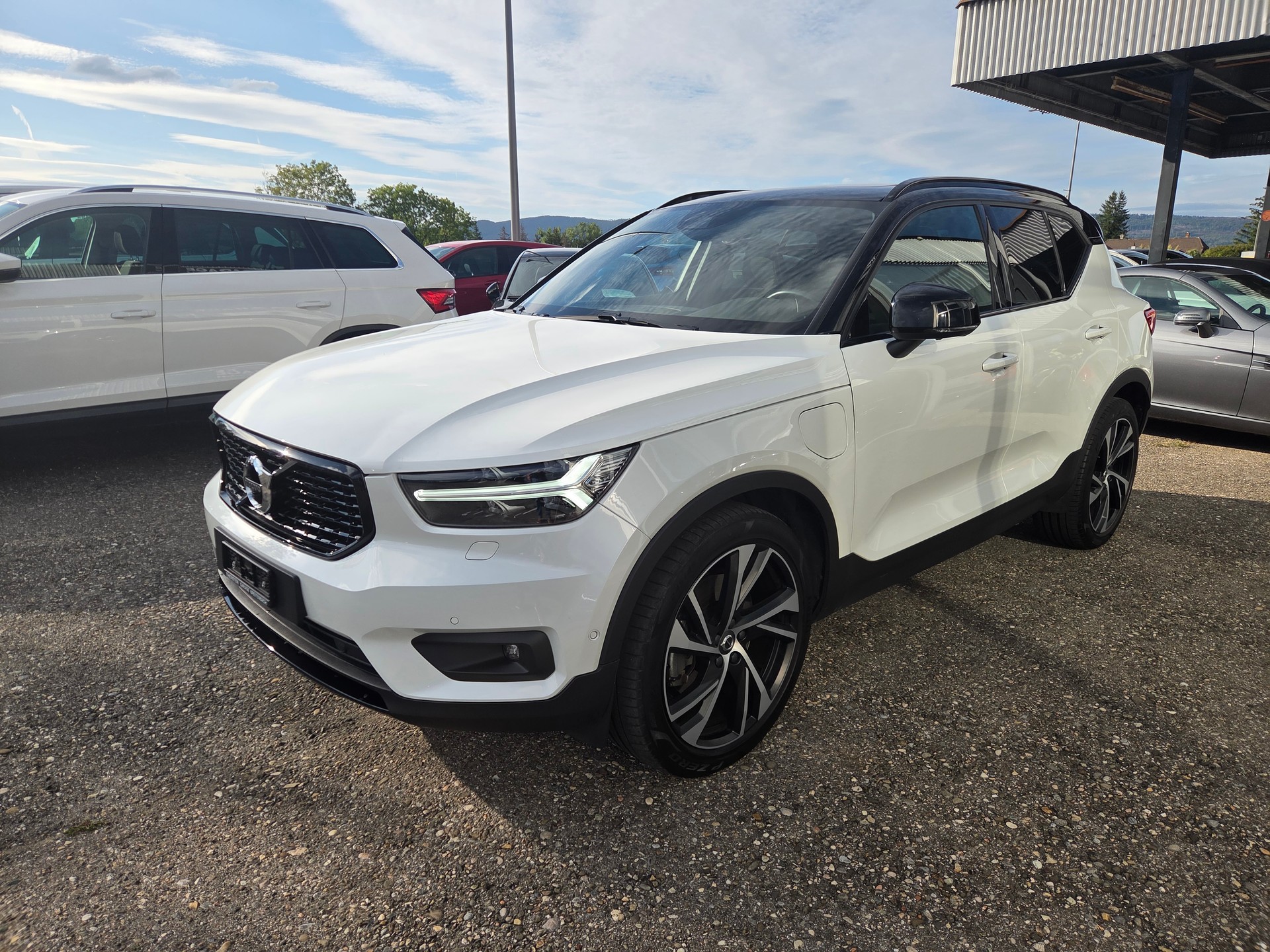 VOLVO XC40 T5 TwE R-Design DCT-showroom-element-3