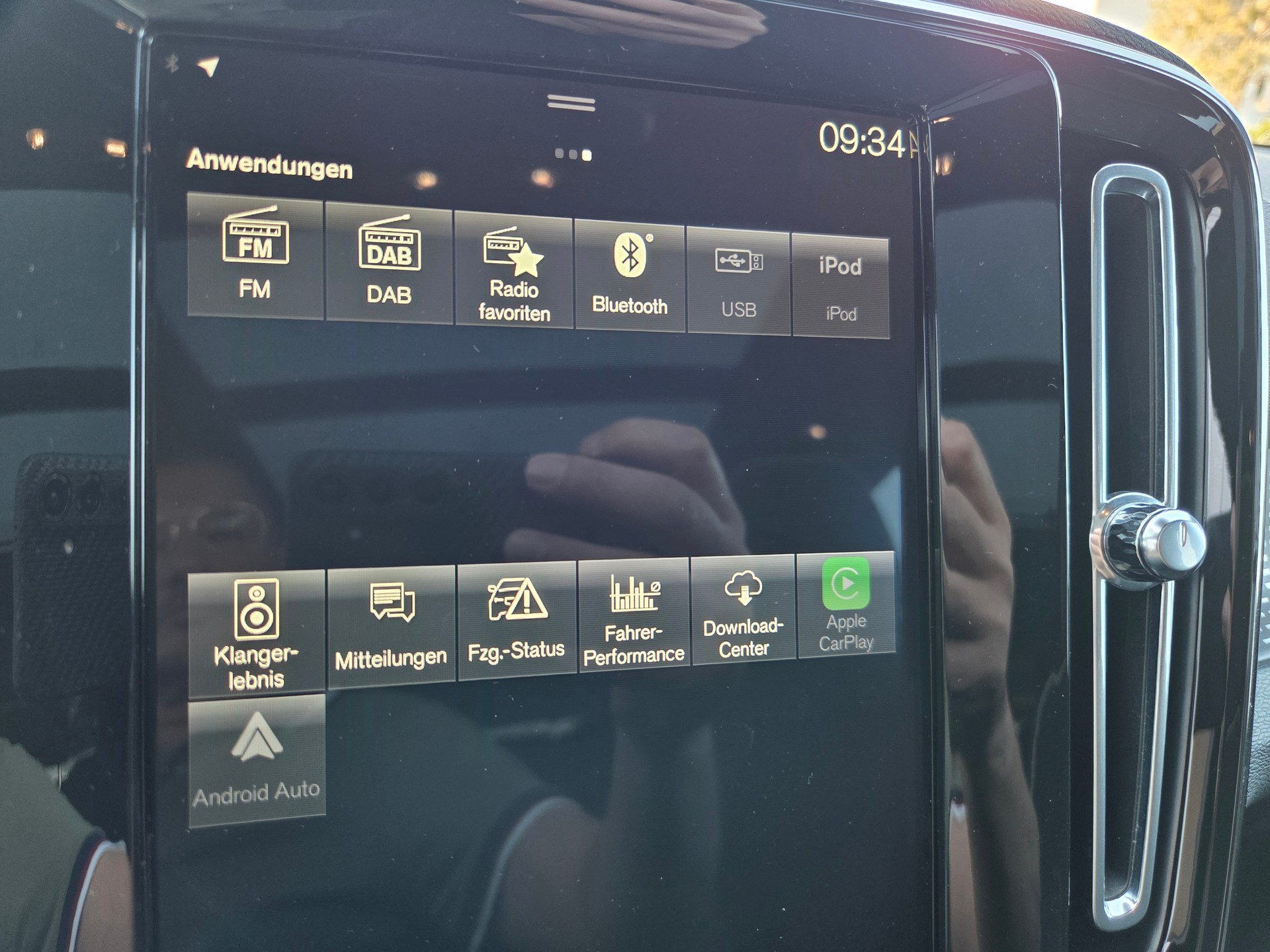 VOLVO XC40 T5 TwE R-Design DCT-image-26