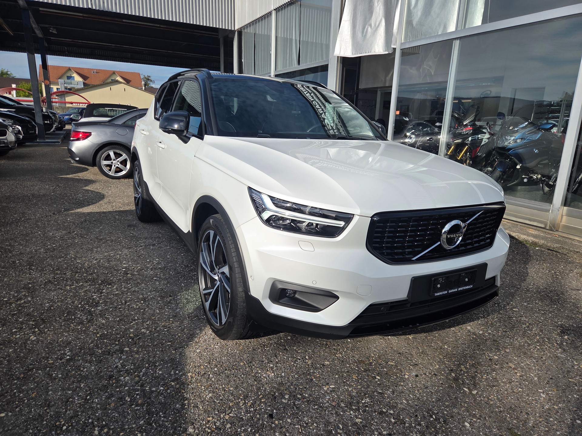 VOLVO XC40 T5 TwE R-Design DCT-showroom-element-1
