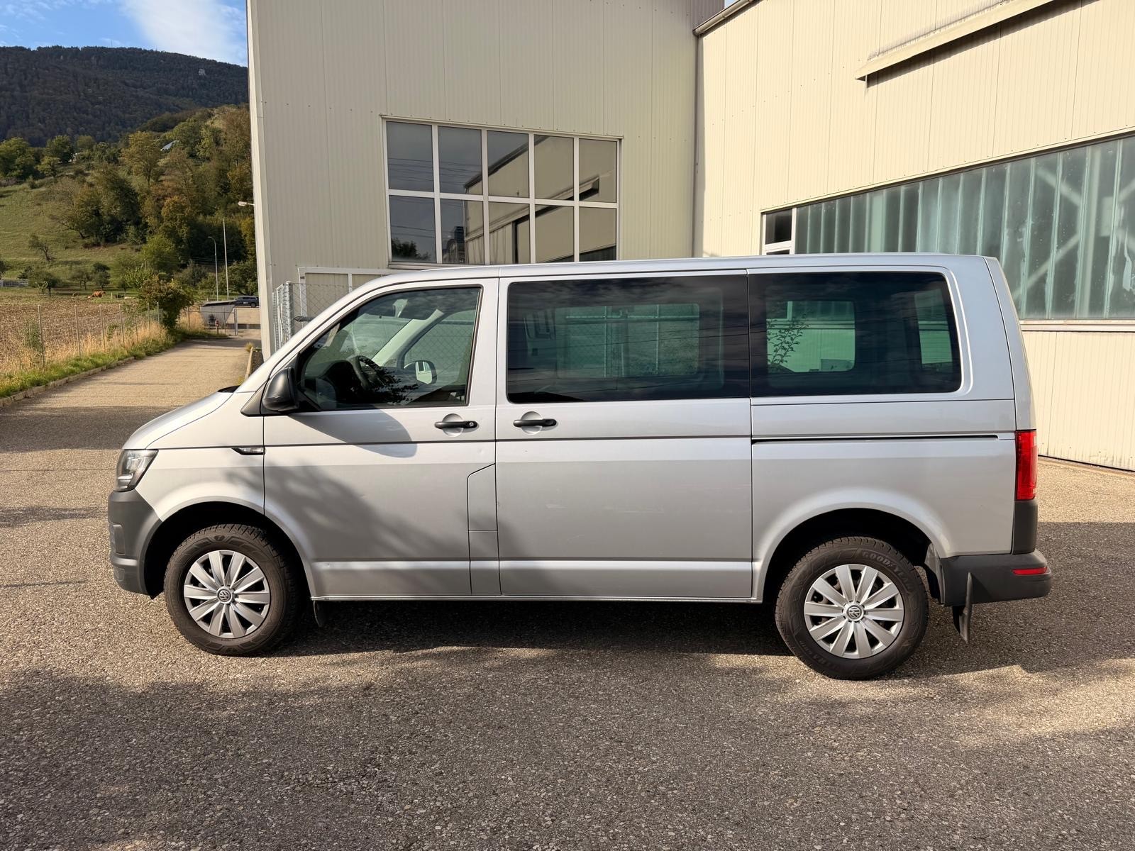 VW T6 2.0 TDI-image-2