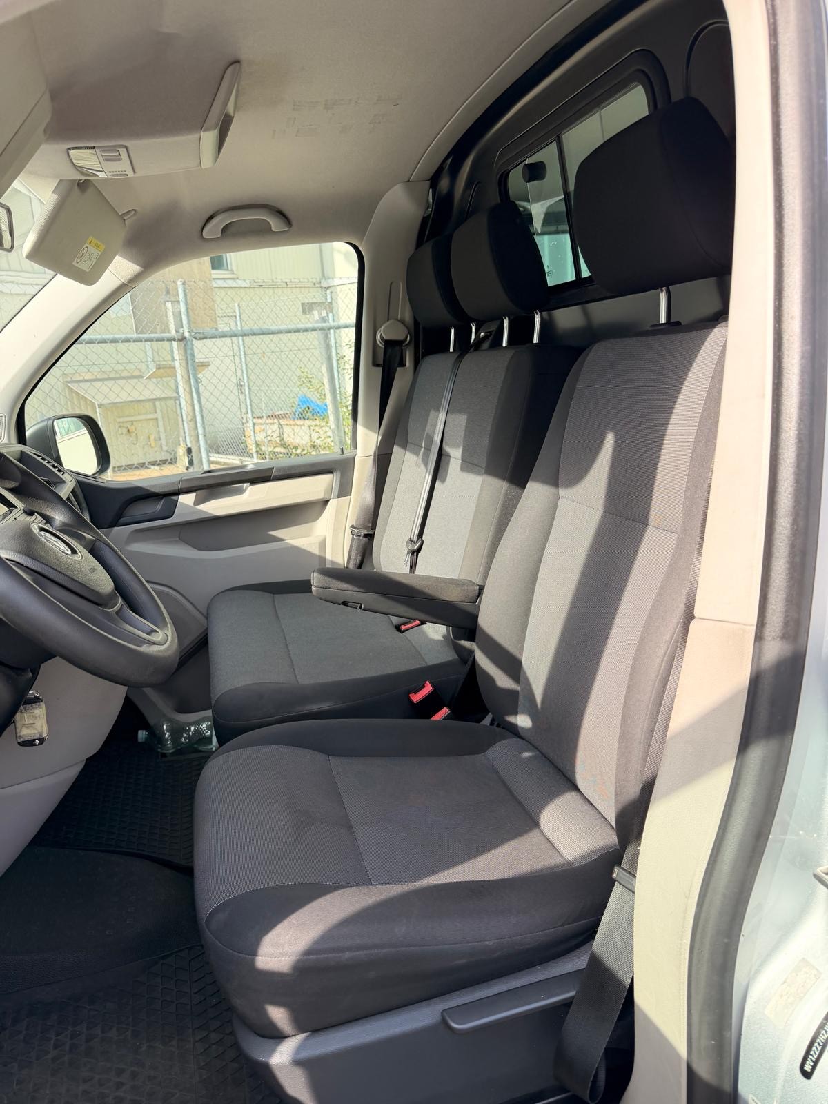 VW T6 2.0 TDI-image-7