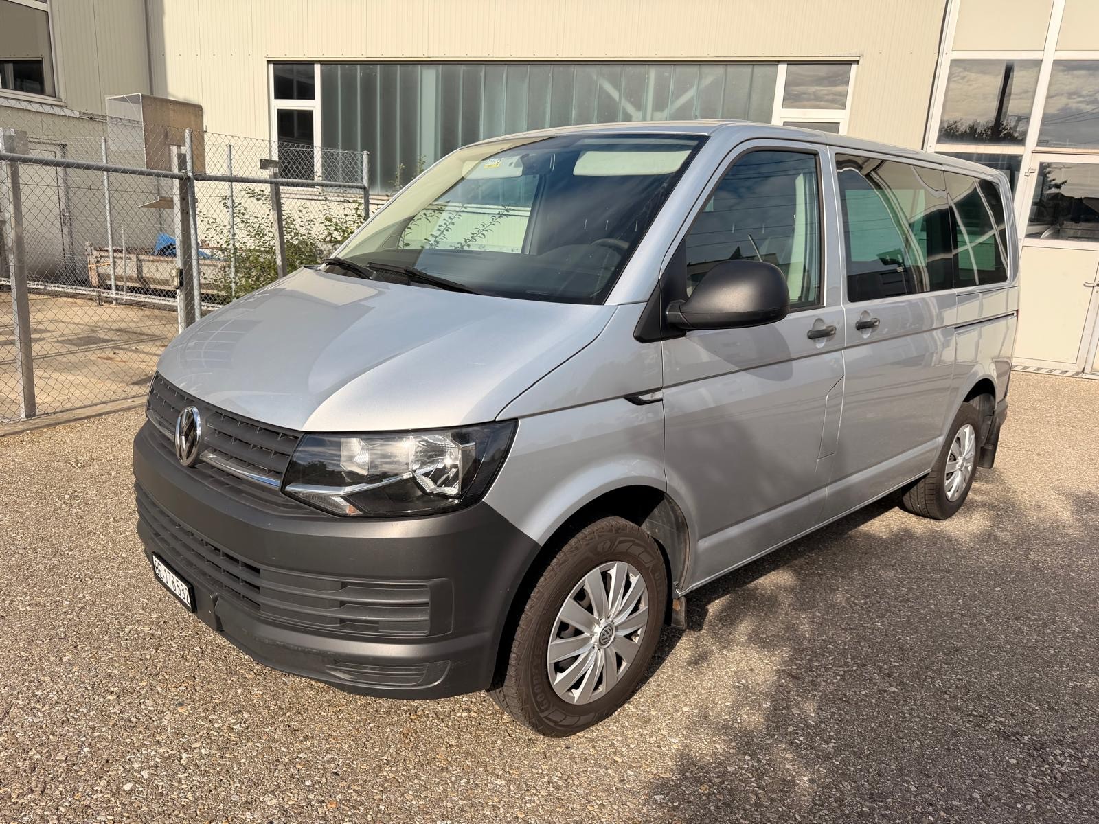 VW T6 2.0 TDI-image-1