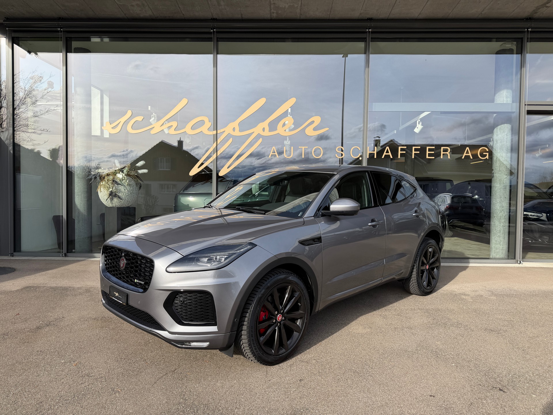 JAGUAR E-Pace 2.0d D200 R-Dynamic AWD SE