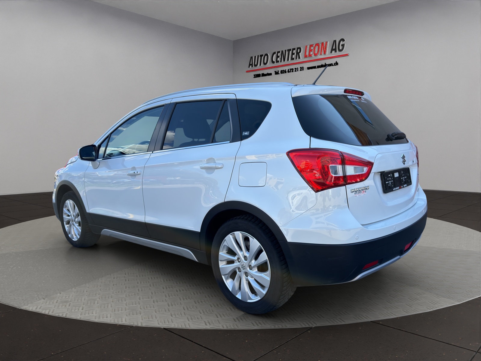SUZUKI SX4 S-Cross 1.4 16V Compact+ 4WD Automatic-image-3