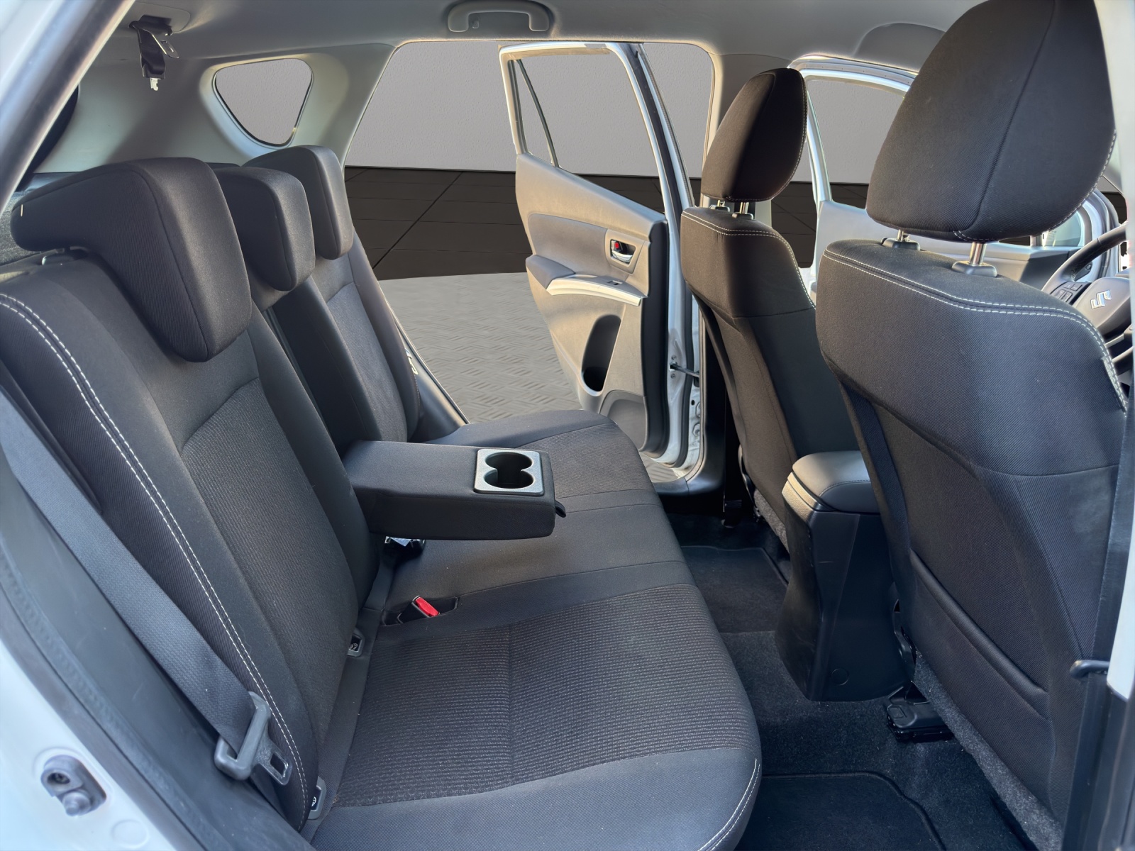 SUZUKI SX4 S-Cross 1.4 16V Compact+ 4WD Automatic-image-17