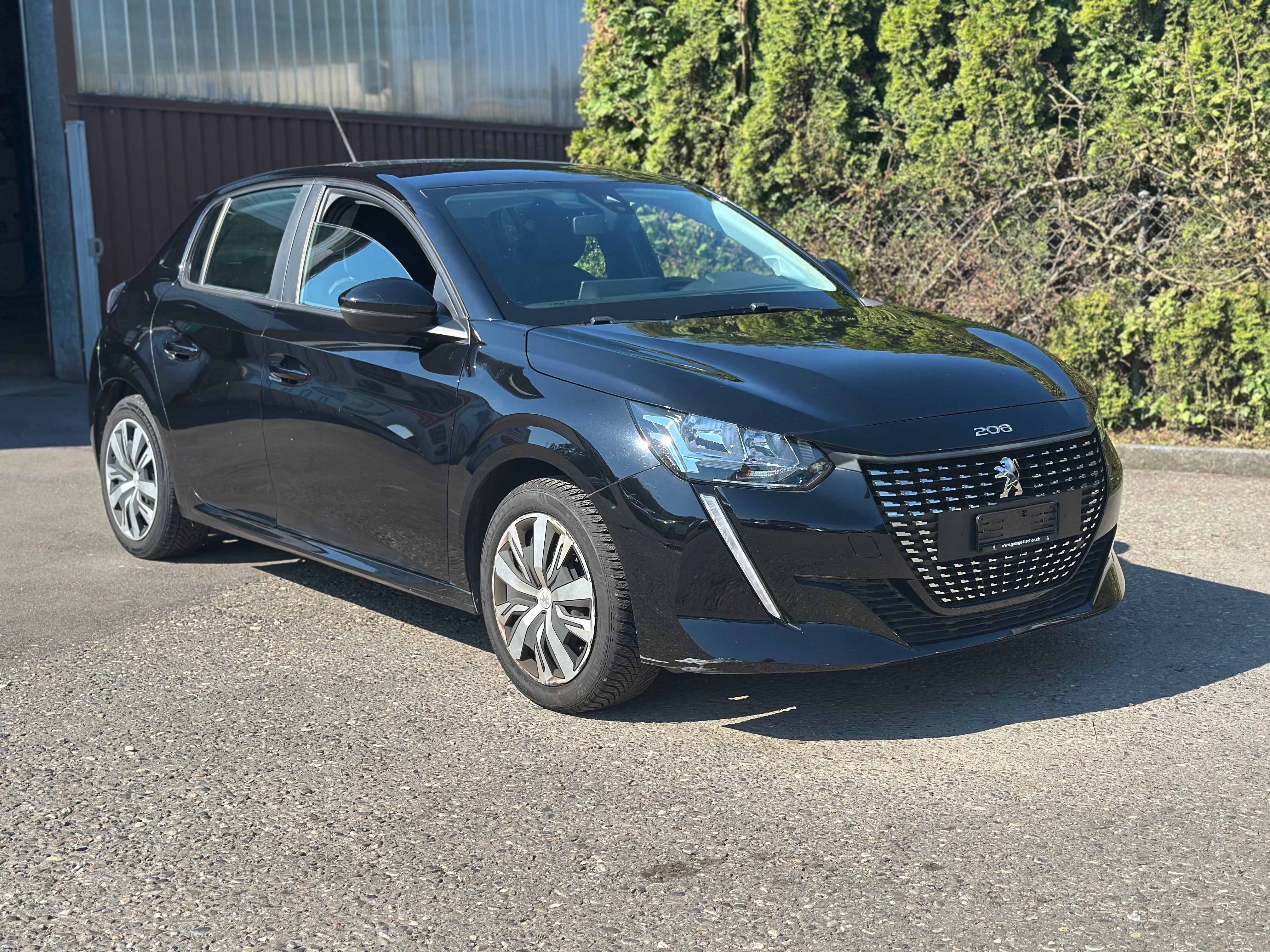 PEUGEOT 208 1.2 PureTech Active — slika 1