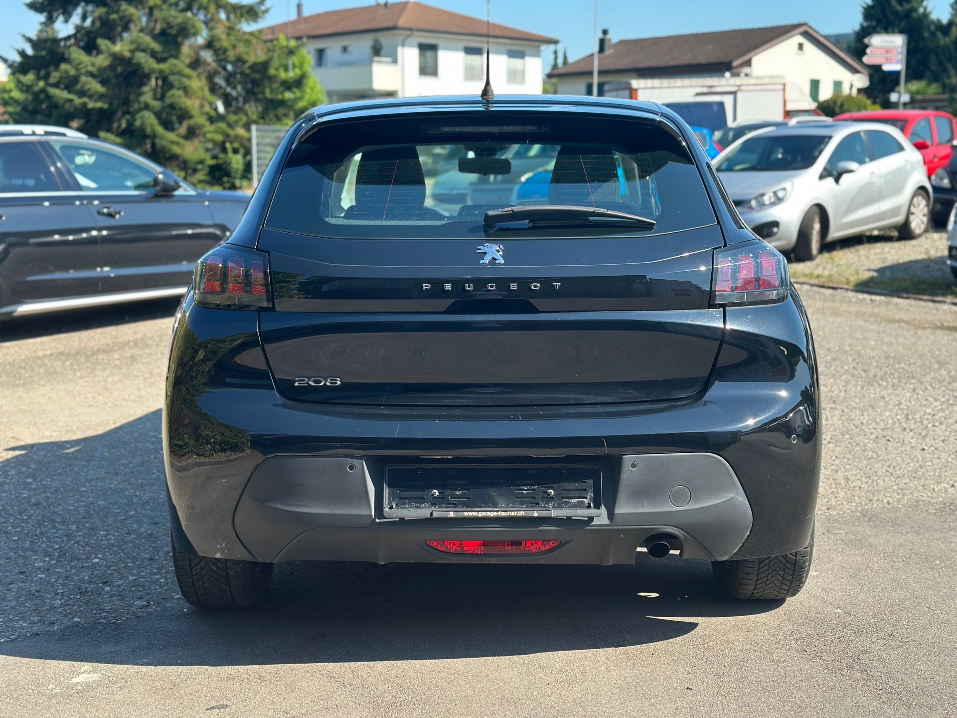 PEUGEOT 208 1.2 PureTech Active-image-5