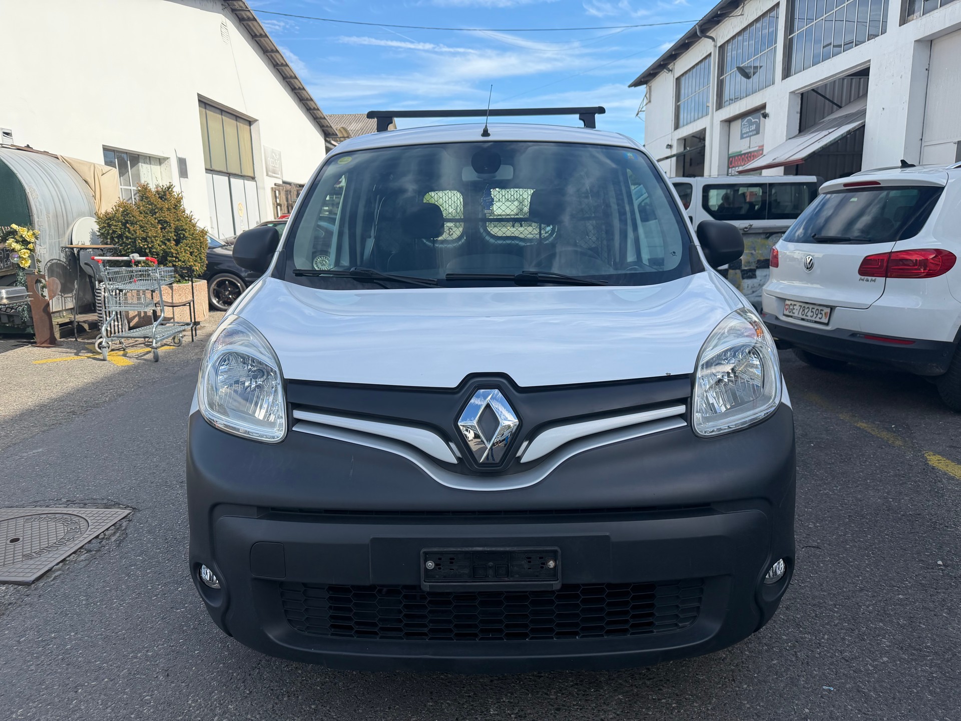 RENAULT Kangoo Maxi dCi 110 Business 2 Plätze / 2 places-image-0