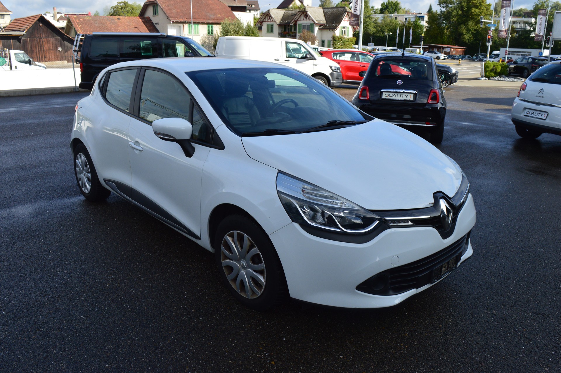 RENAULT Clio 1.2 16V Authentique-image-0