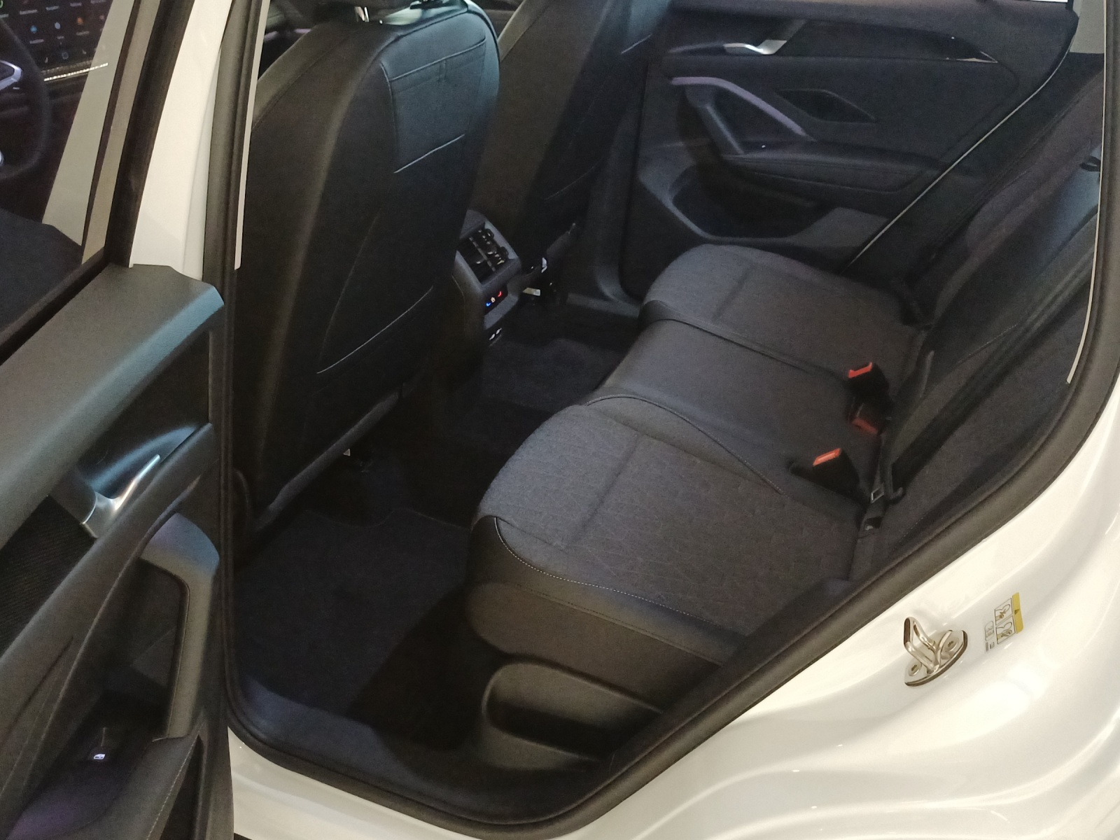 VW Tiguan 1.5 TSI evo2 mHEV United DSG-image-11