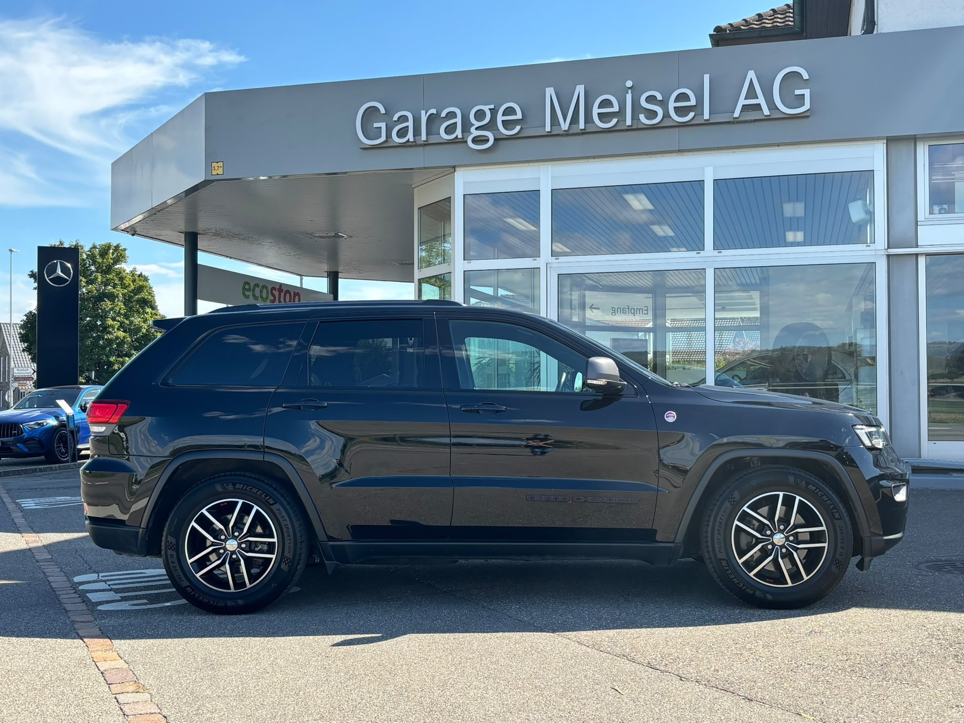 JEEP Grand Cherokee 3.0 CRD 250 75th Anniv. Ed.-image-4