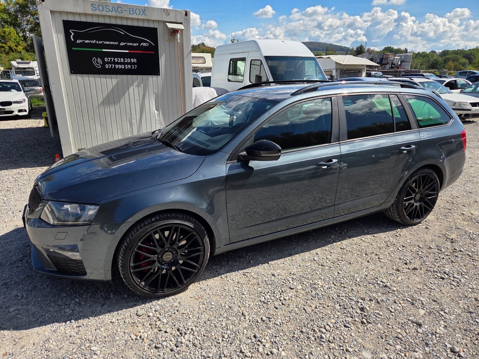 SKODA Octavia Combi 2.0 TDI RS DSG-image-1