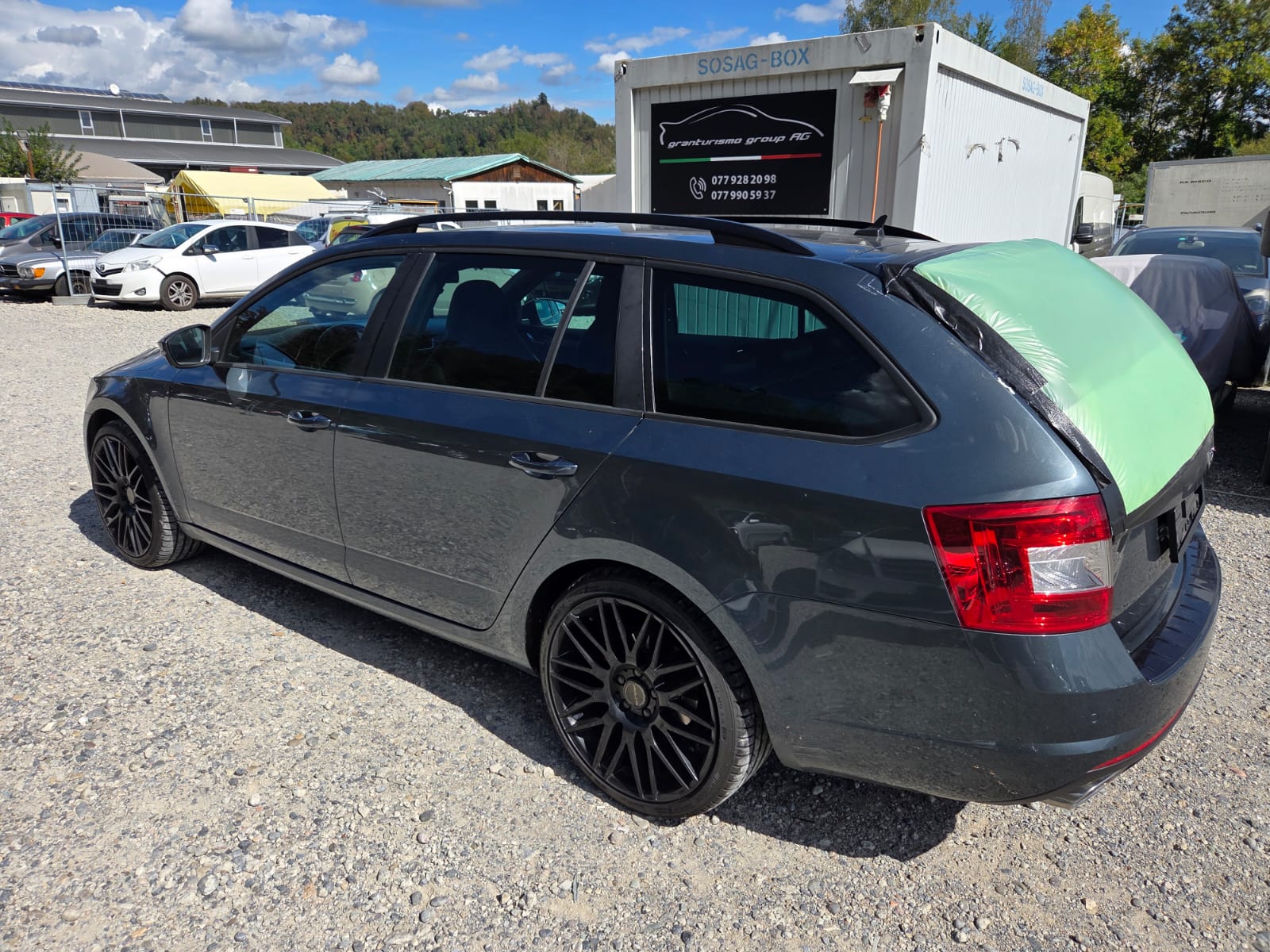 SKODA Octavia Combi 2.0 TDI RS DSG-image-7