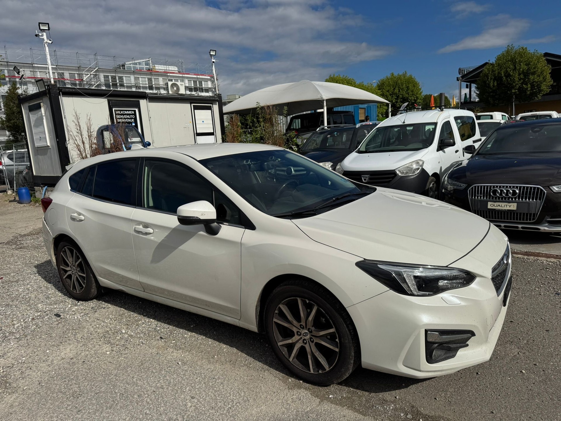 SUBARU Impreza 2.0 Luxury AWD Lineartronic-image-2