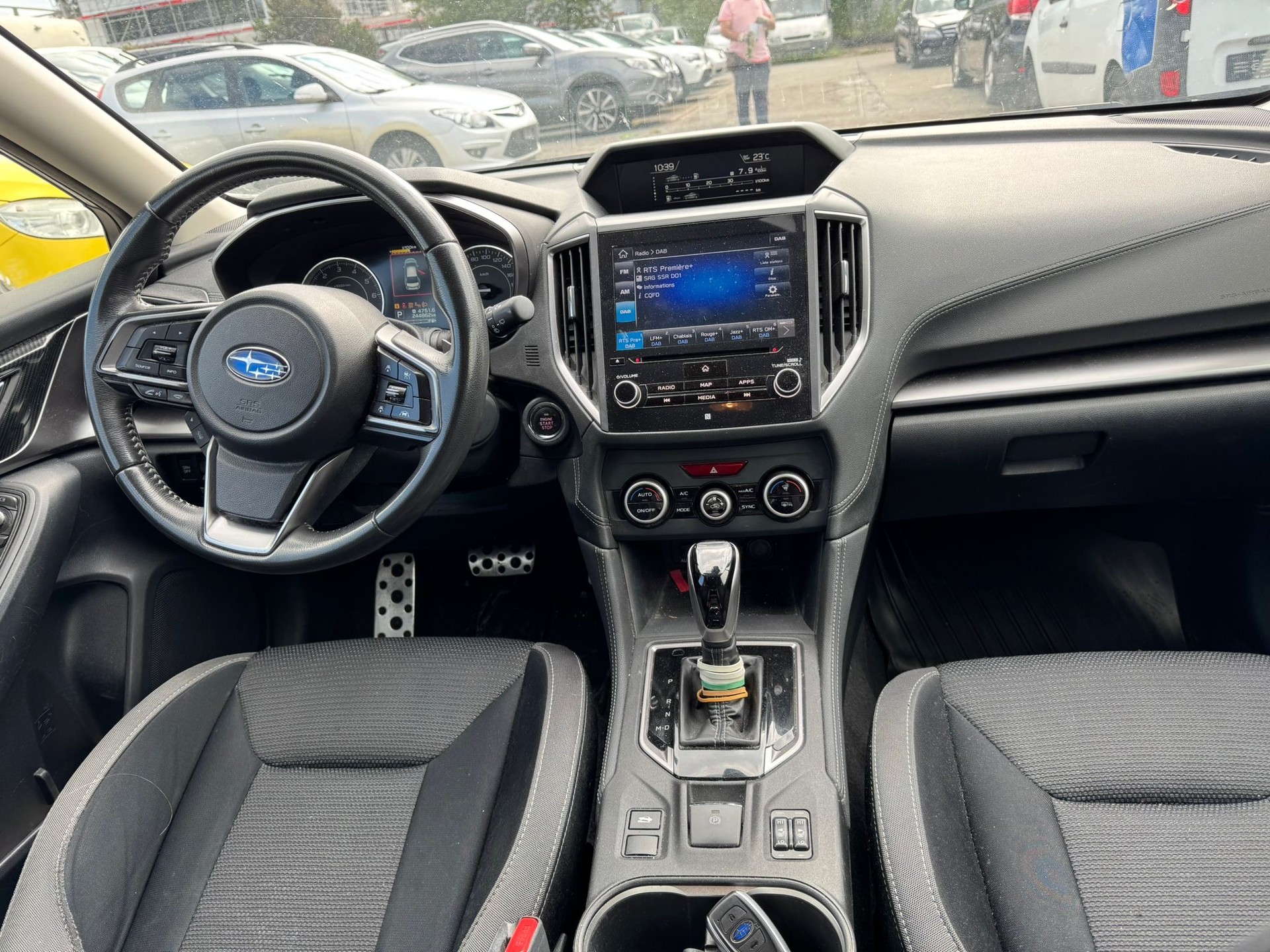 SUBARU Impreza 2.0 Luxury AWD Lineartronic-image-3