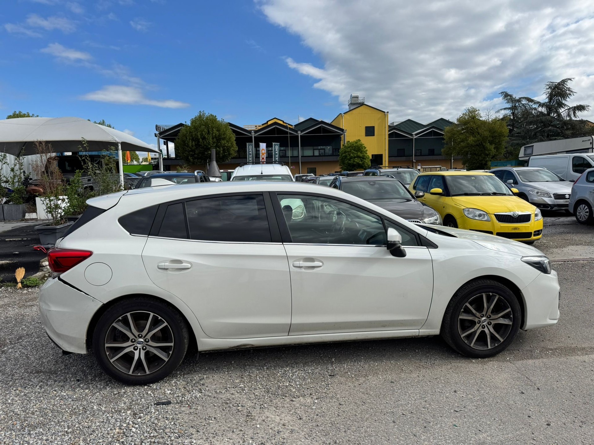 SUBARU Impreza 2.0 Luxury AWD Lineartronic-image-9