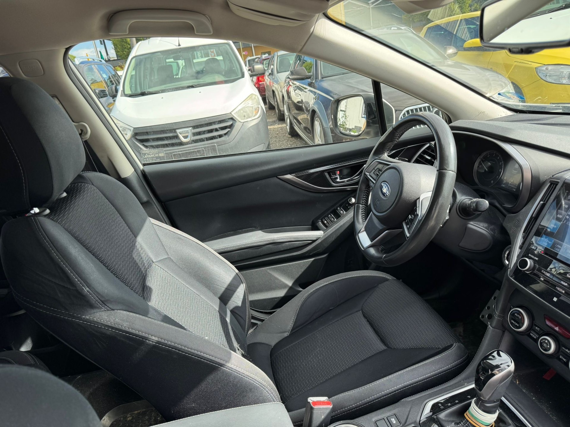 SUBARU Impreza 2.0 Luxury AWD Lineartronic-image-5