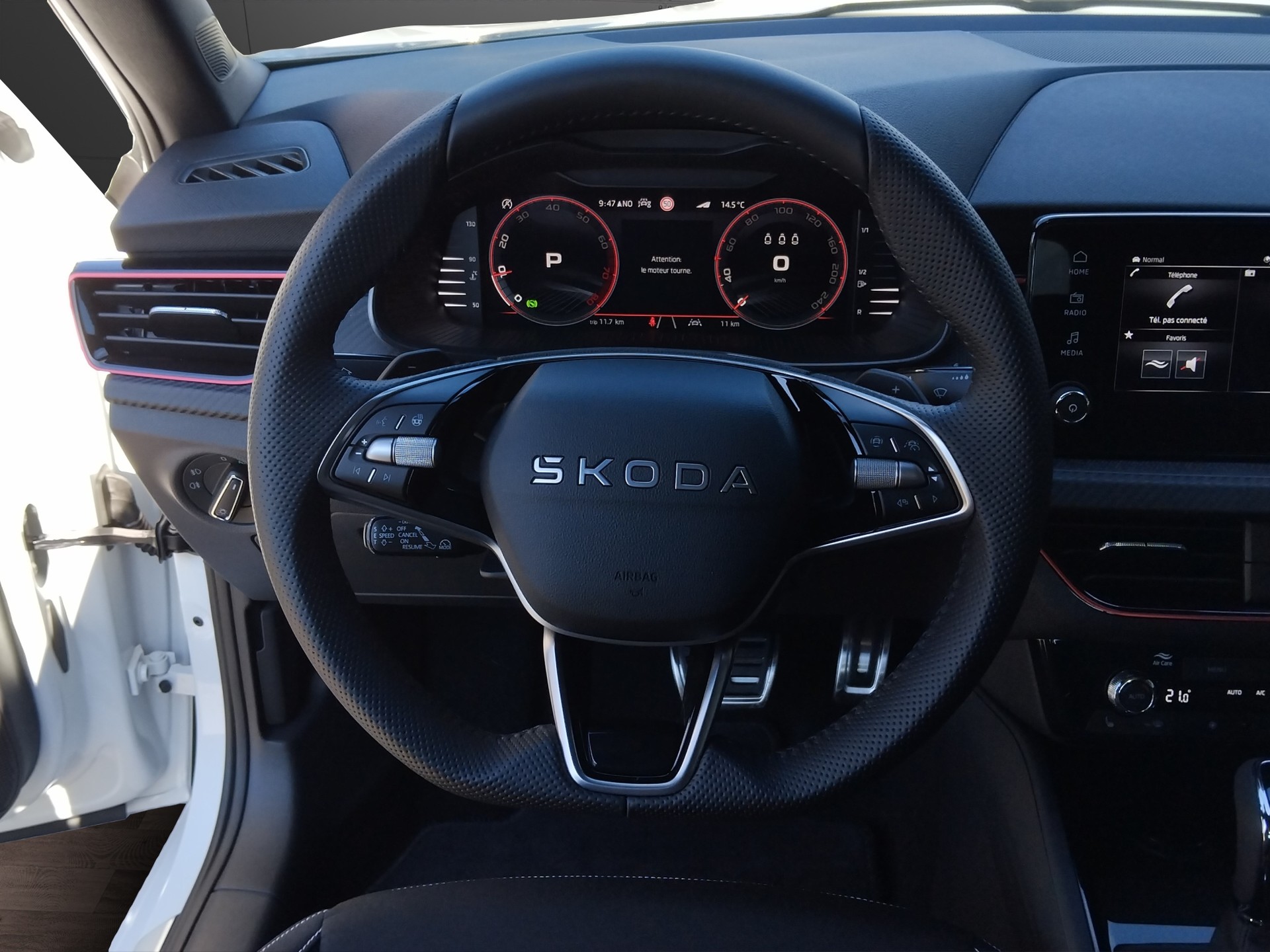 SKODA Kamiq 1.5 TSI Monte Carlo DSG-image-8