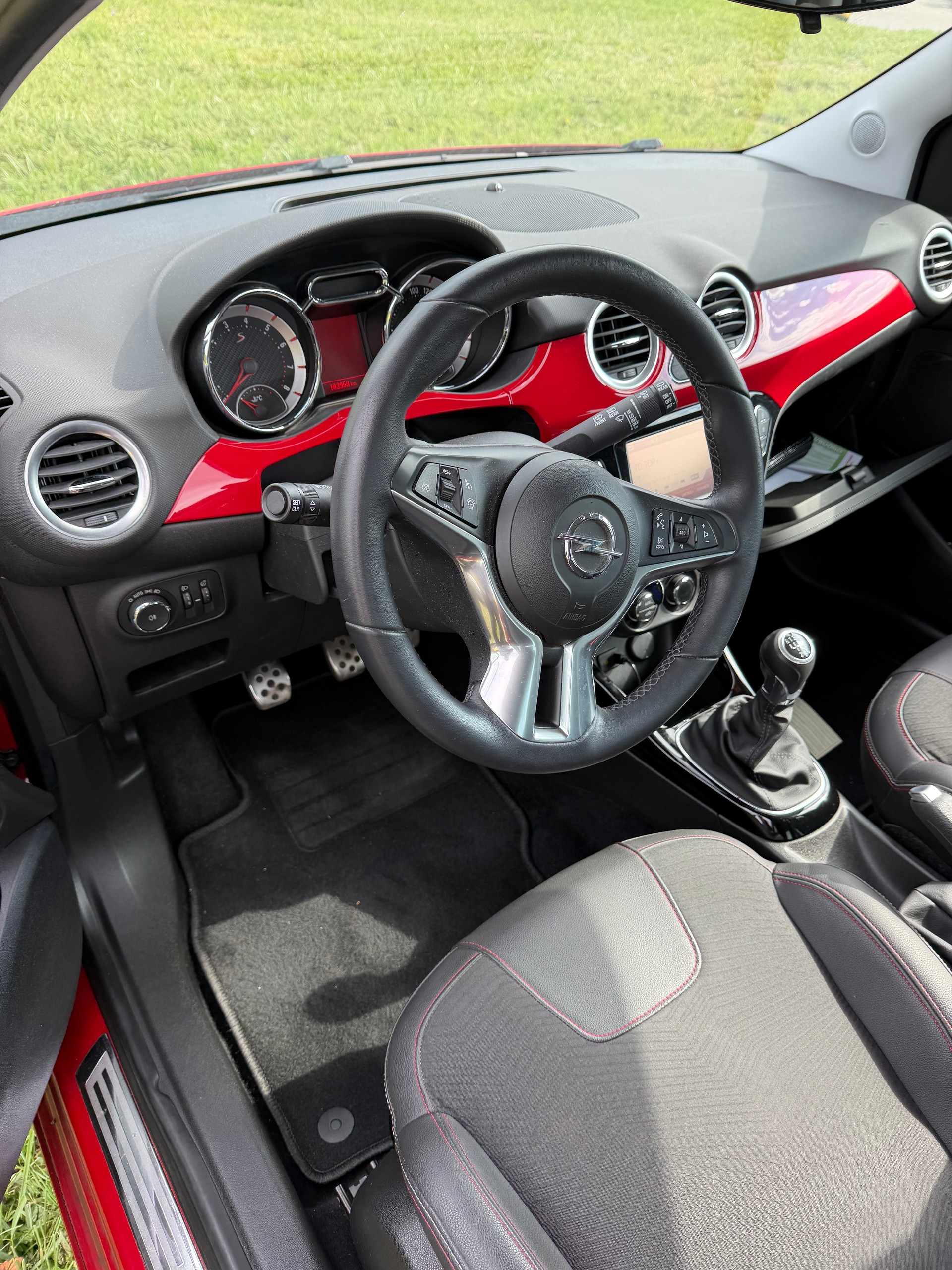 OPEL Adam 1.4 Turbo ROCKS S-image-8