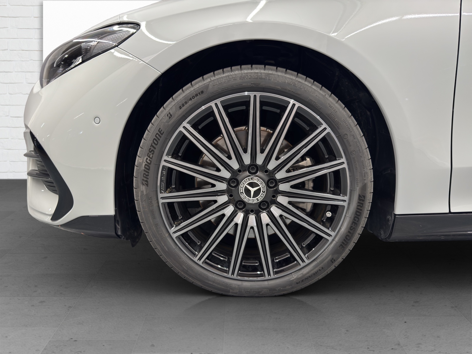 MERCEDES-BENZ CLA 350 AMG Line 4Matic-image-5
