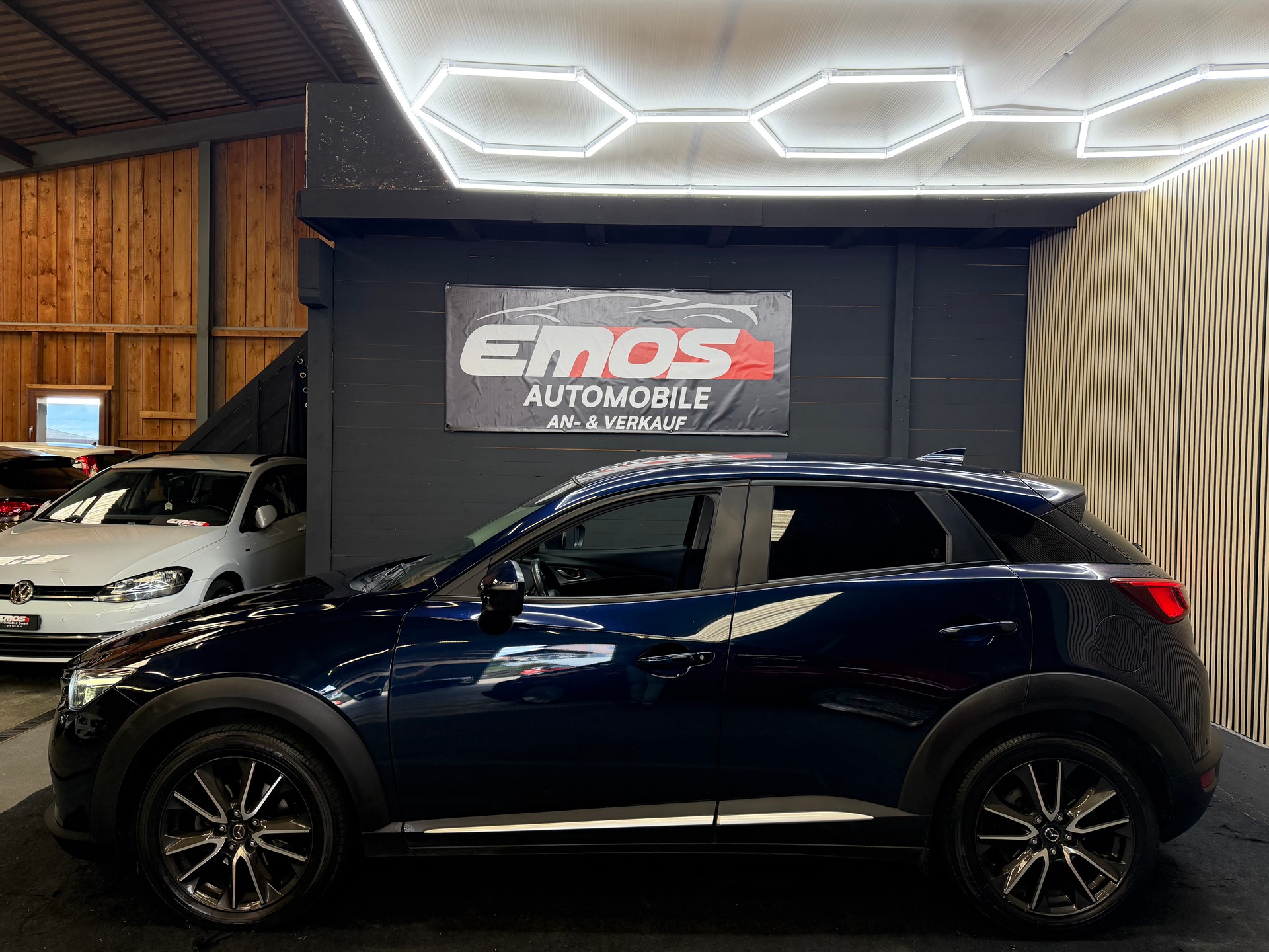 MAZDA CX-3 2.0 Revolution AWD Skyactiv Drive-image-3