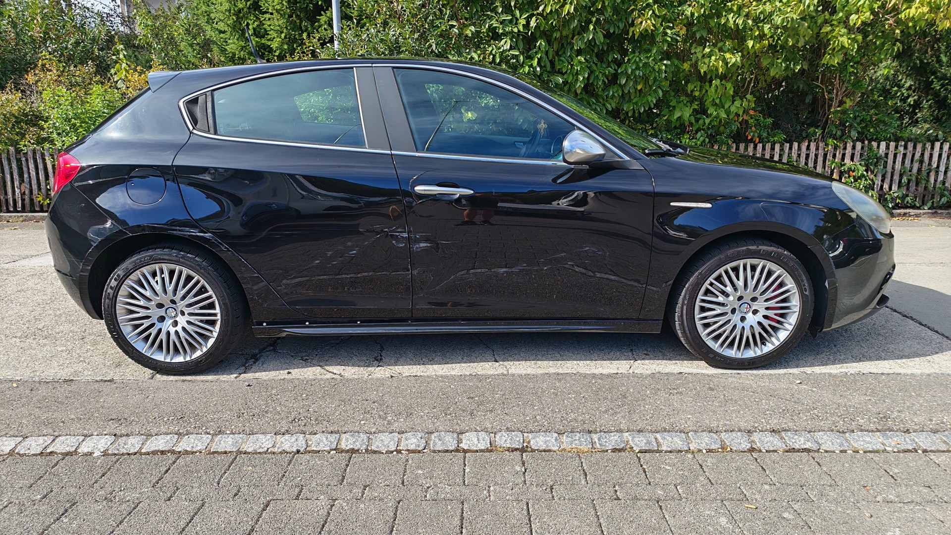 ALFA ROMEO Giulietta 2.0 JTDM Progression TCT-image-1