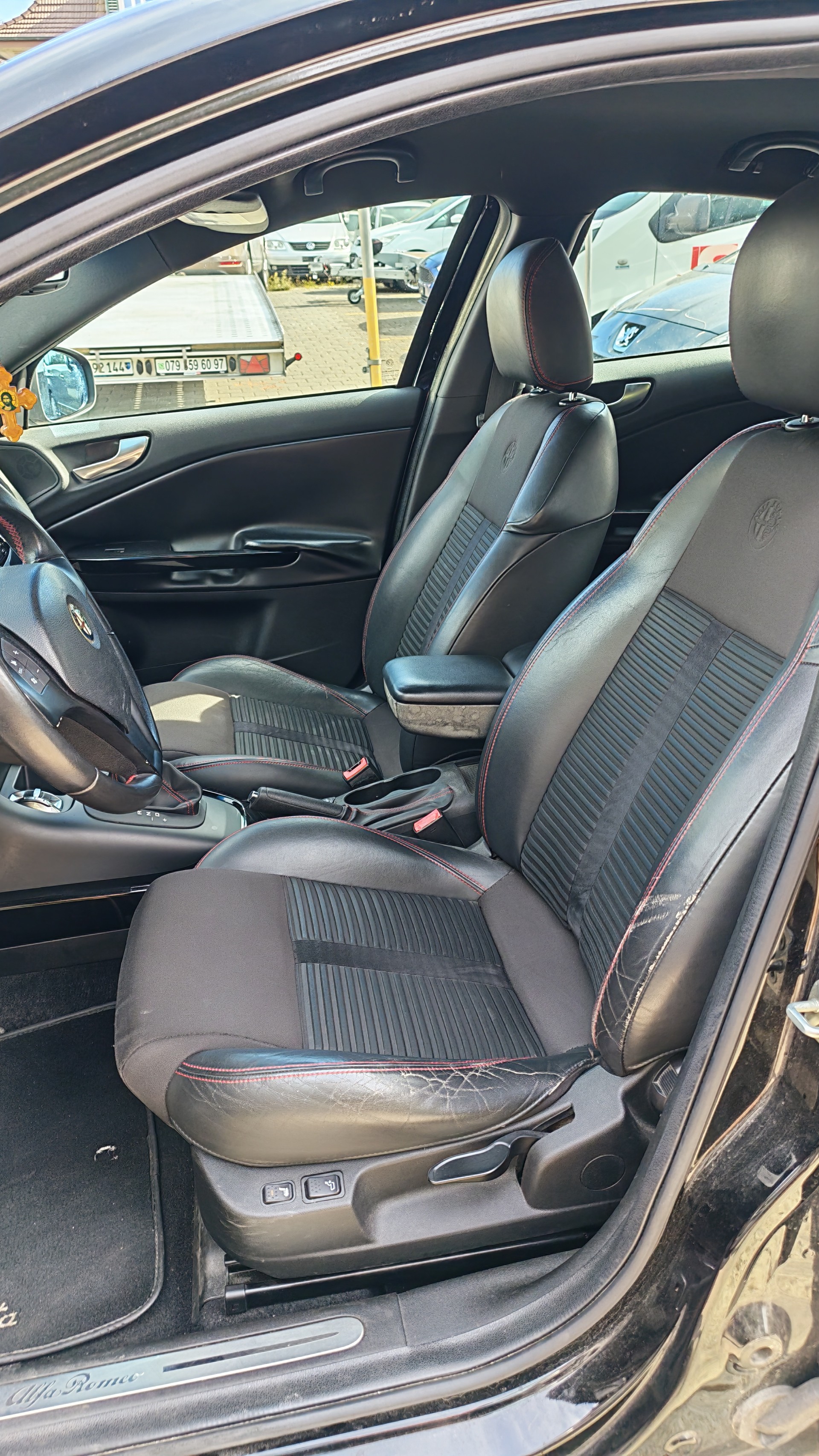 ALFA ROMEO Giulietta 2.0 JTDM Progression TCT-image-10