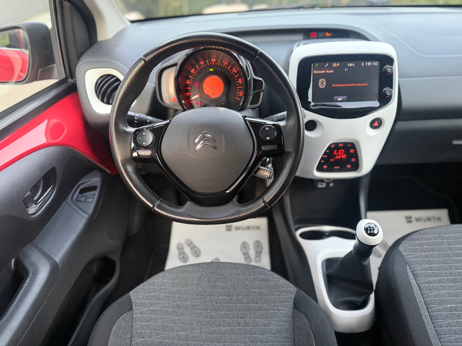 CITROEN C1 1.2 VTi Feel Edition Airscape-image-9