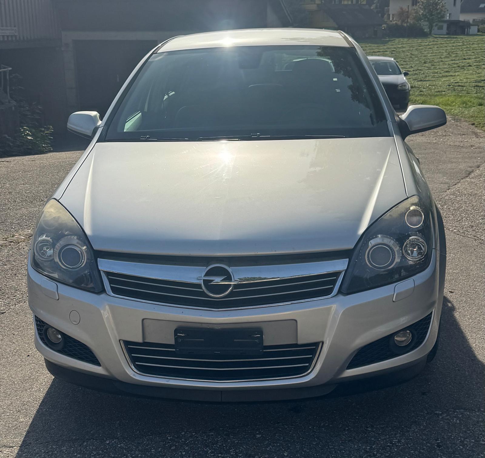 OPEL Astra 1.8i 16V Enjoy-image-1