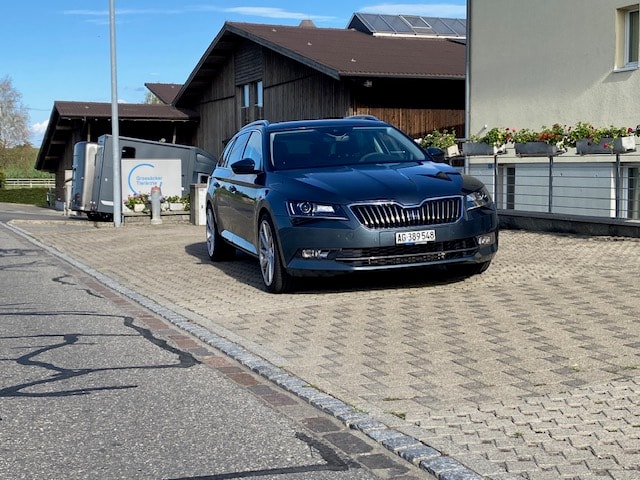 SKODA 2.0 TSI 280 L & K 4x4 DSG-image-2