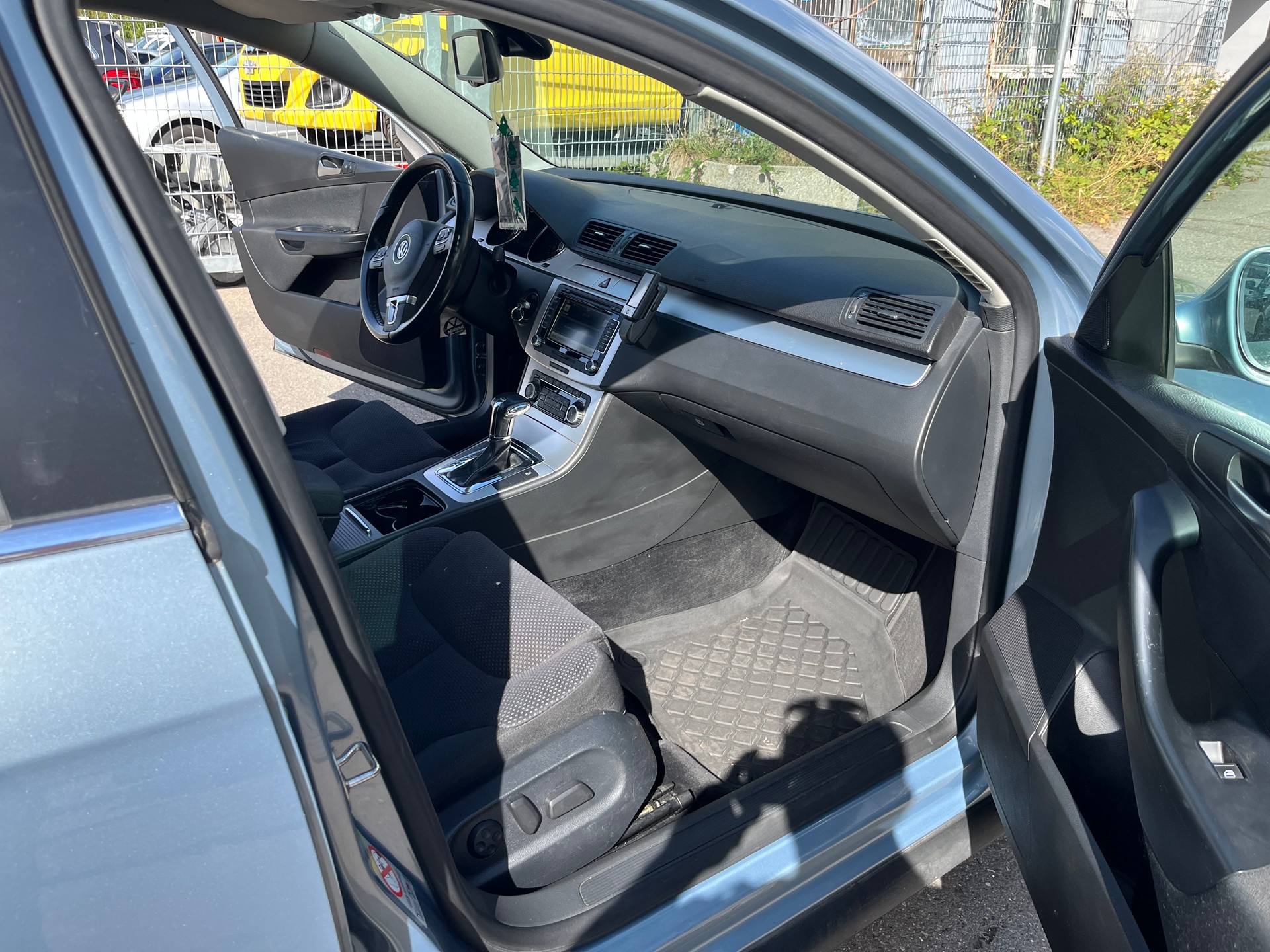 KIA SORENTO-image-10