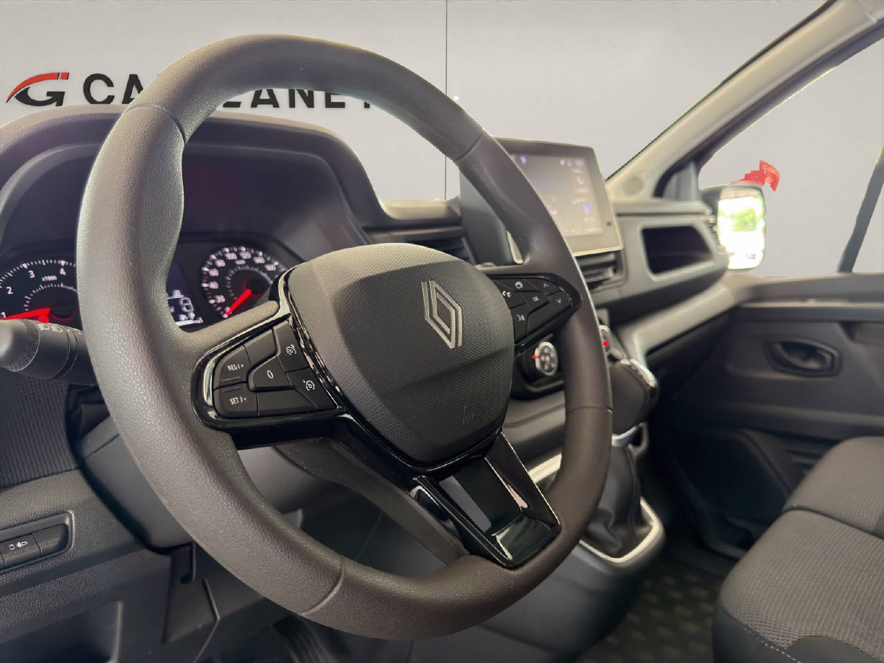 RENAULT Trafic Grand Passenger 2.0 dCi Blue 150 evolution-image-6
