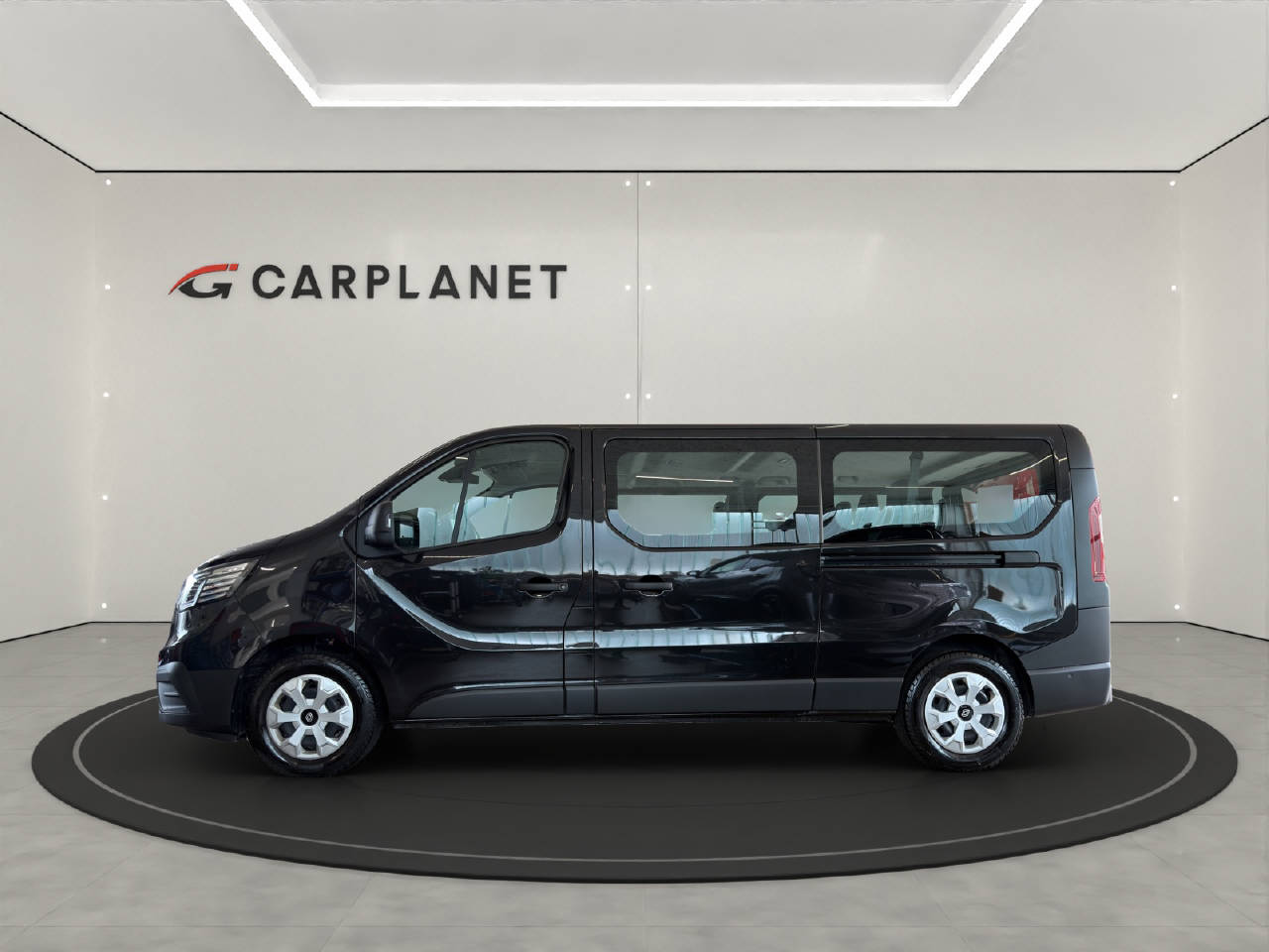 RENAULT Trafic Grand Passenger 2.0 dCi Blue 150 evolution-image-2