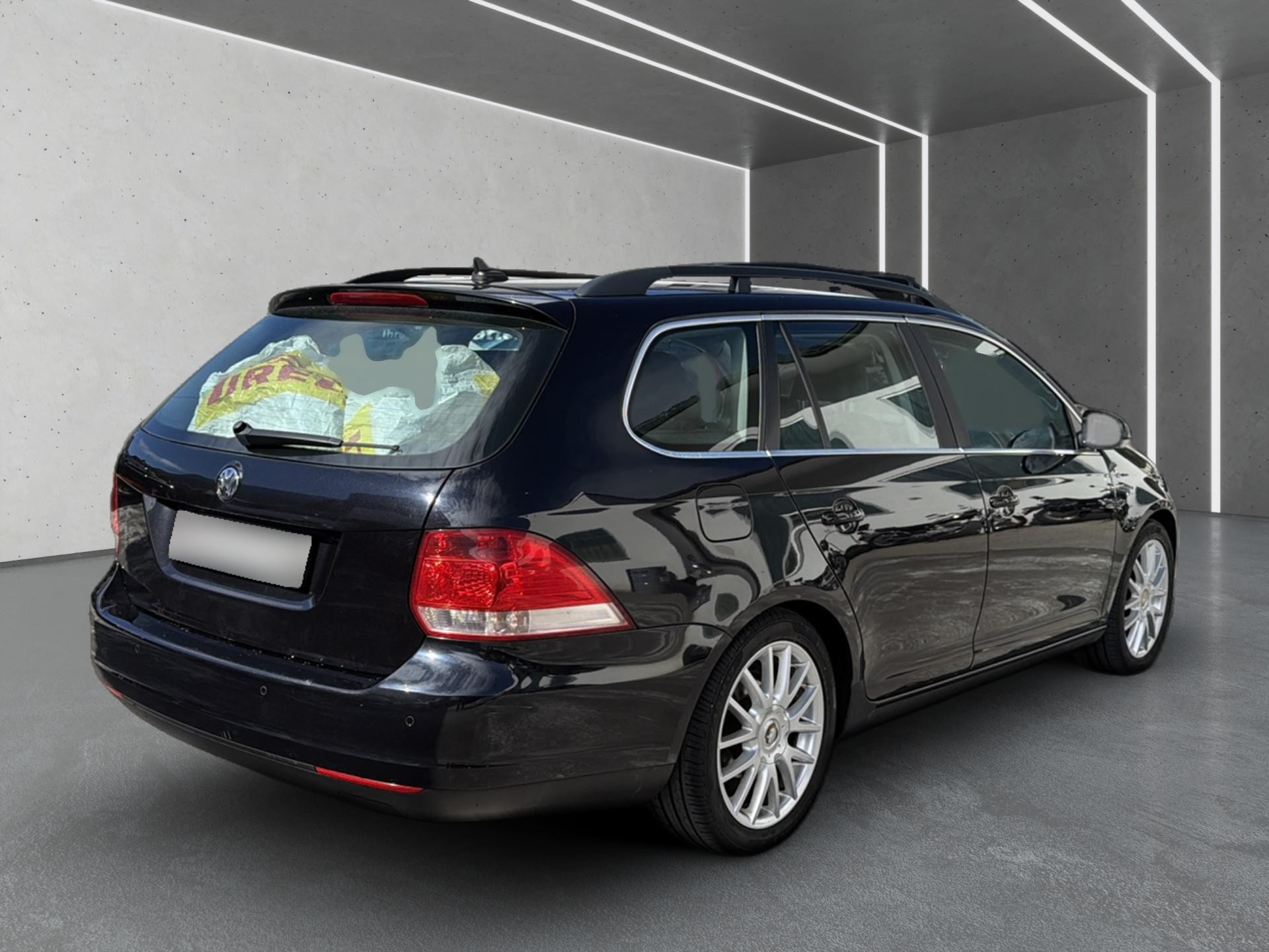 VW Golf Variant 2.0 TDI Sportline-image-7