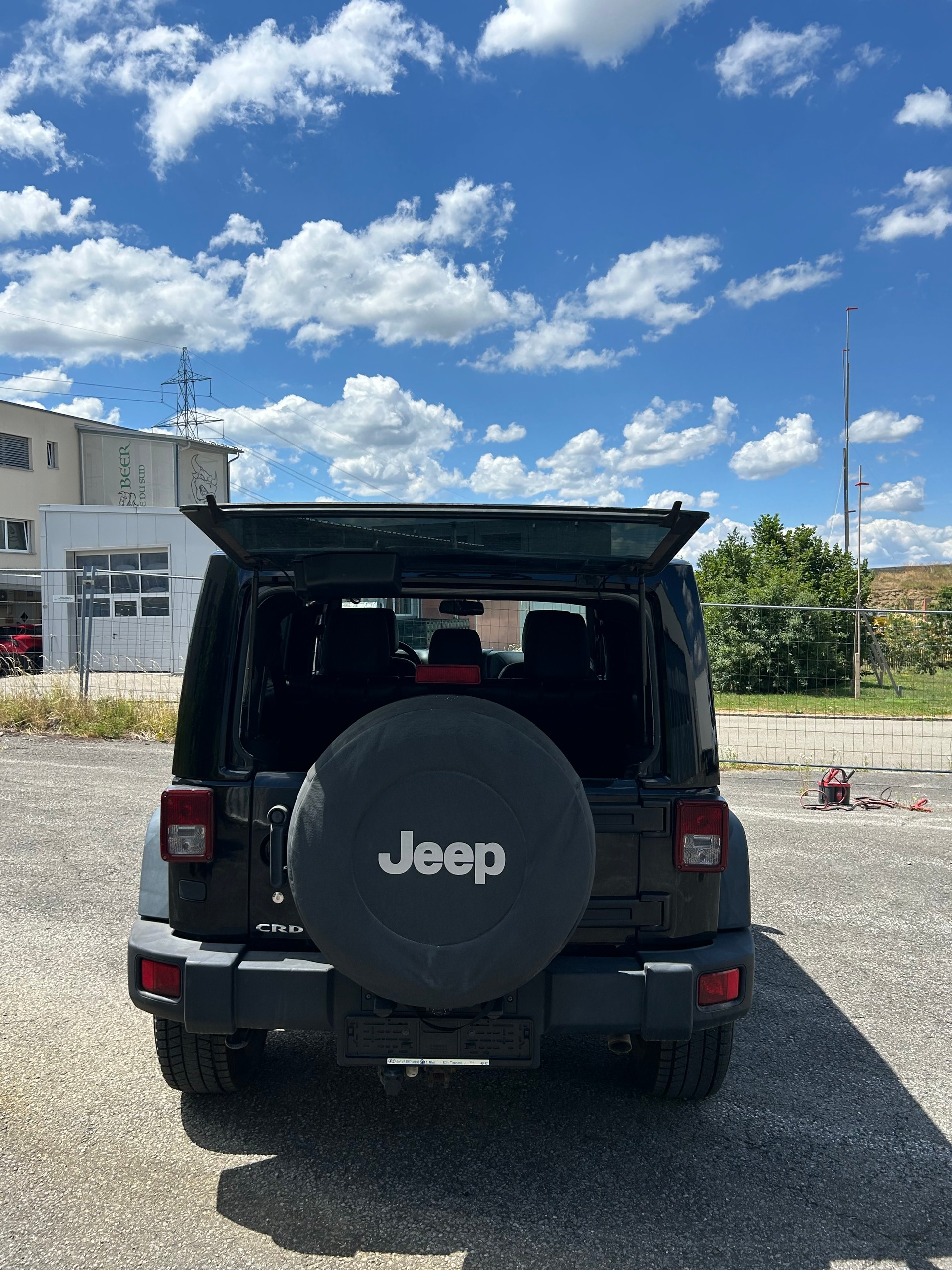 JEEP Wrangler 2.8CRD Unlimited Moab Automatic-image-4
