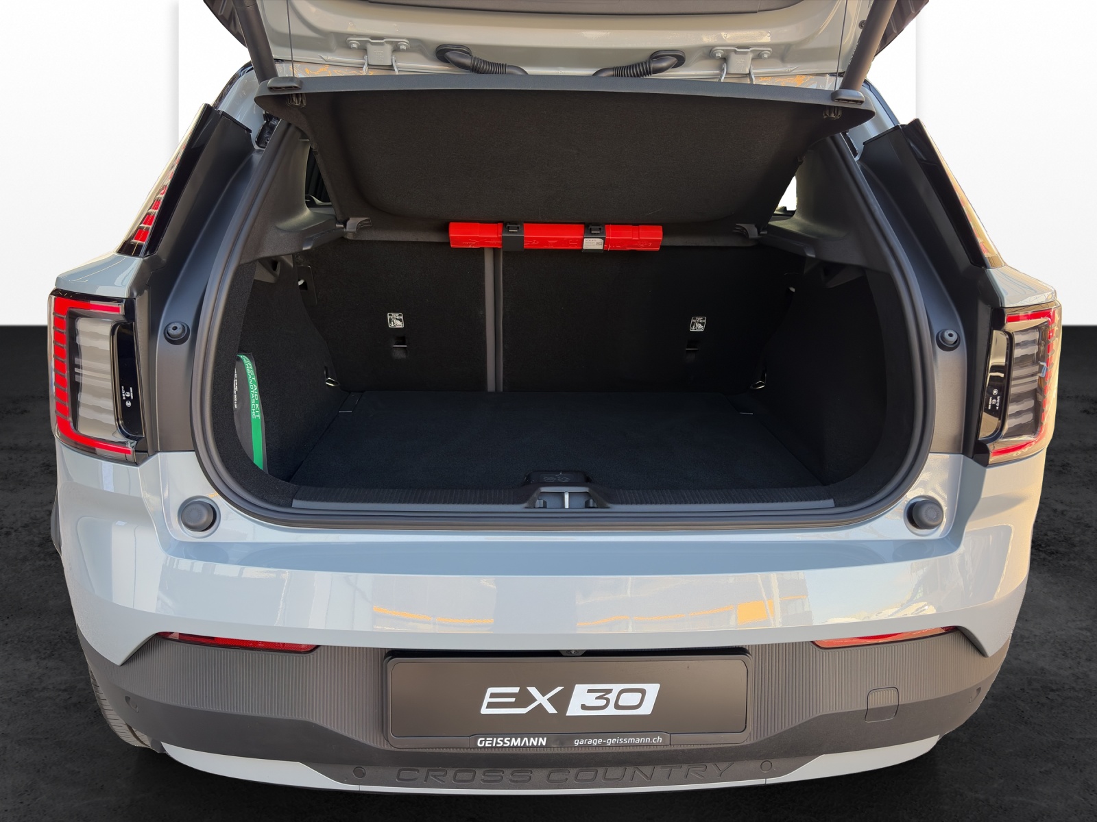 VOLVO EX30 CC E60 Twin Performance AWD-image-15