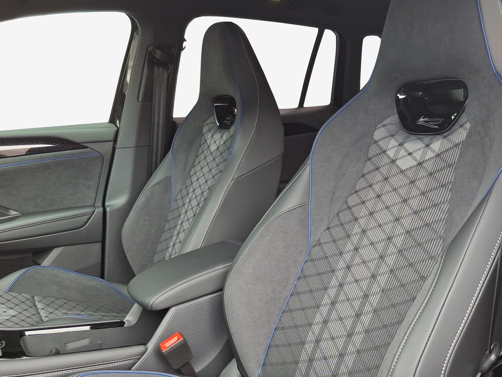 VW Tiguan 1.5 TSI evo2 eHybrid R-Line DSG-image-7