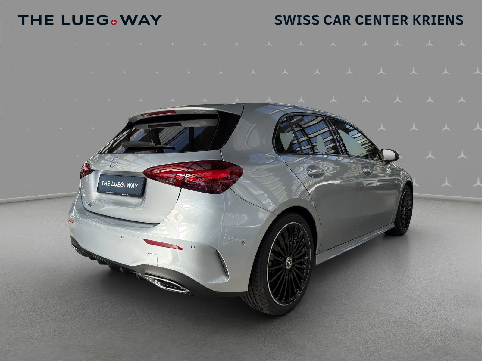 MERCEDES-BENZ A 200 Night Star - AMG / Rückfahrkamera / Sitzmemory / Soundsystem / Panorama-Dach-image-4