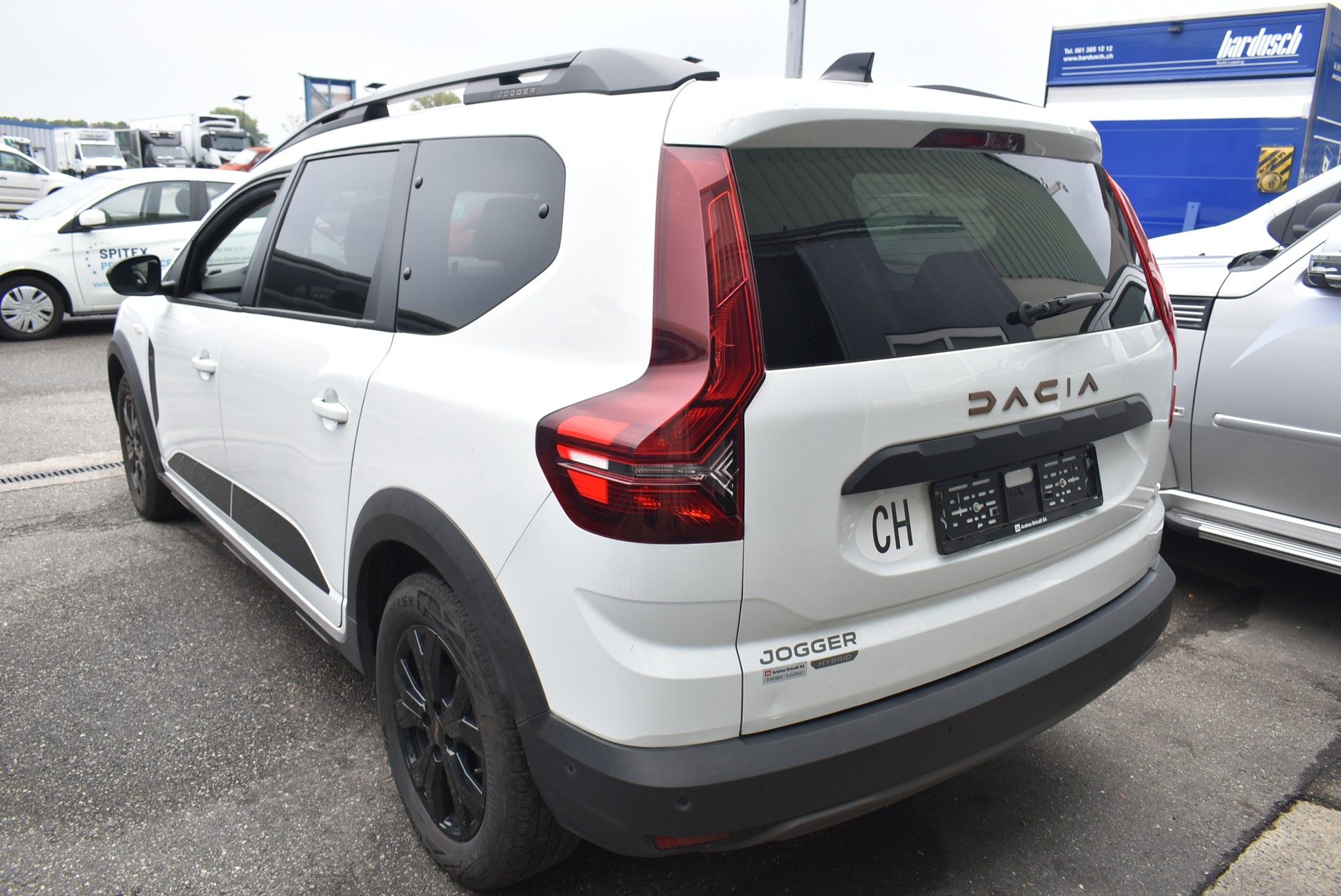 DACIA Jogger HEV 140 Expression-image-4