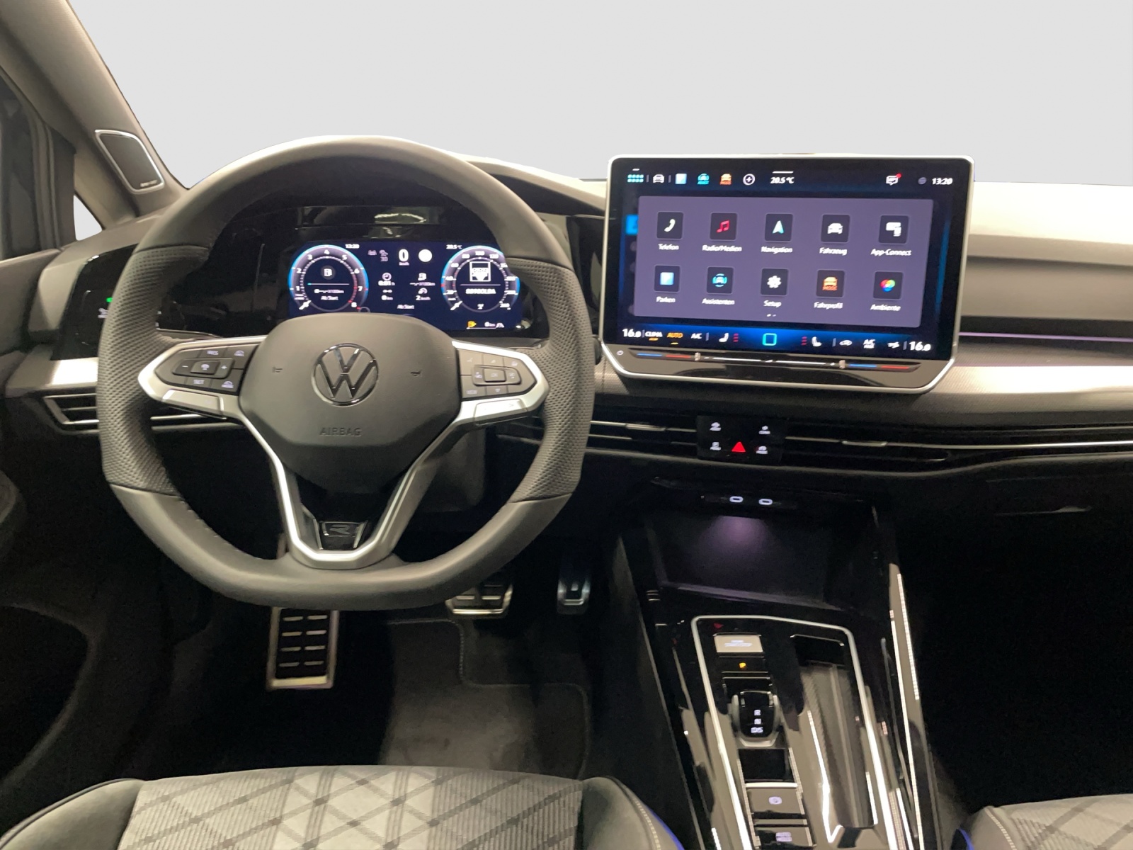 VW Golf 1.5 e TSI mHEV R-Line DSG-image-10