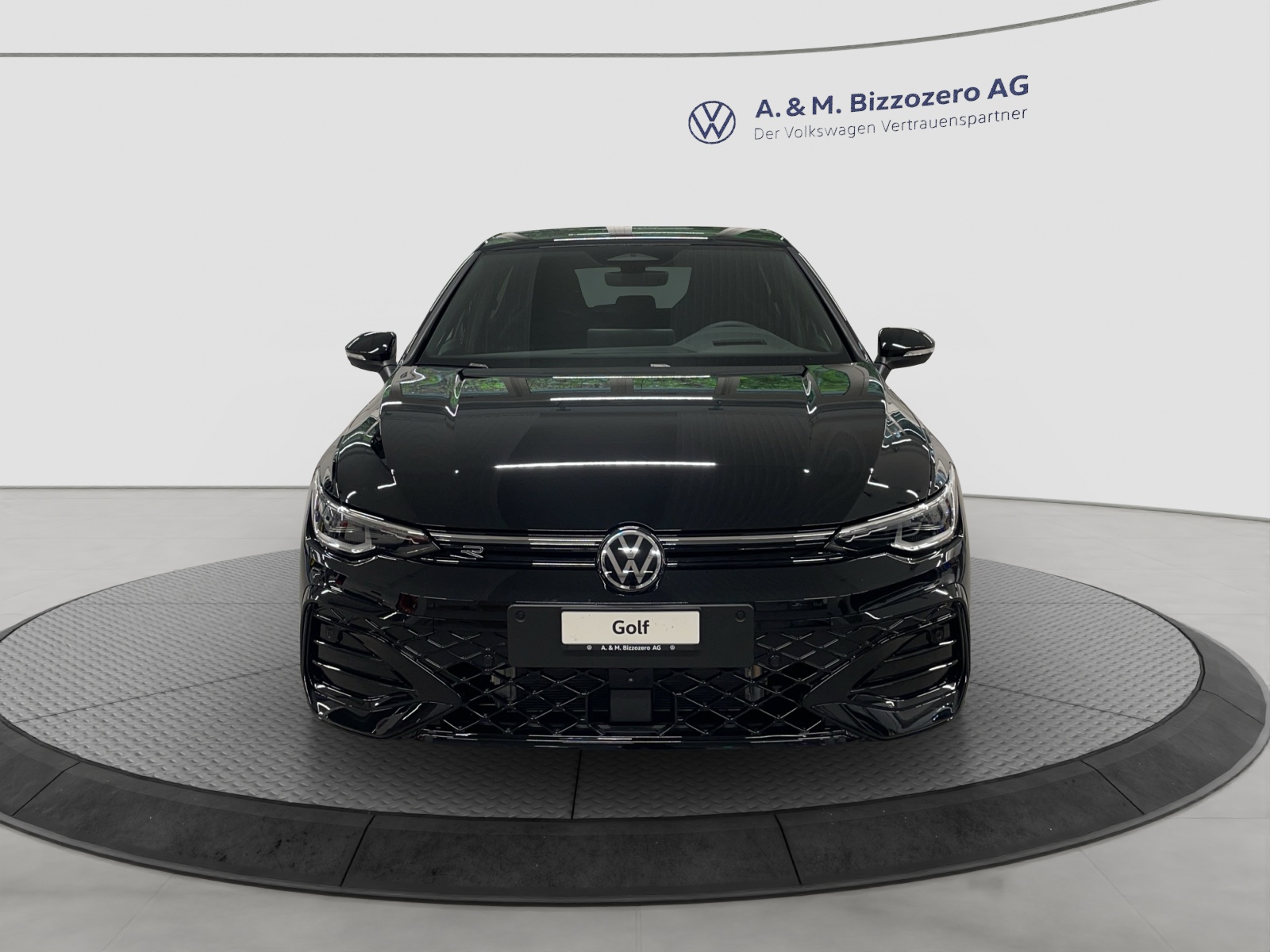 VW Golf 1.5 e TSI mHEV R-Line DSG-image-7