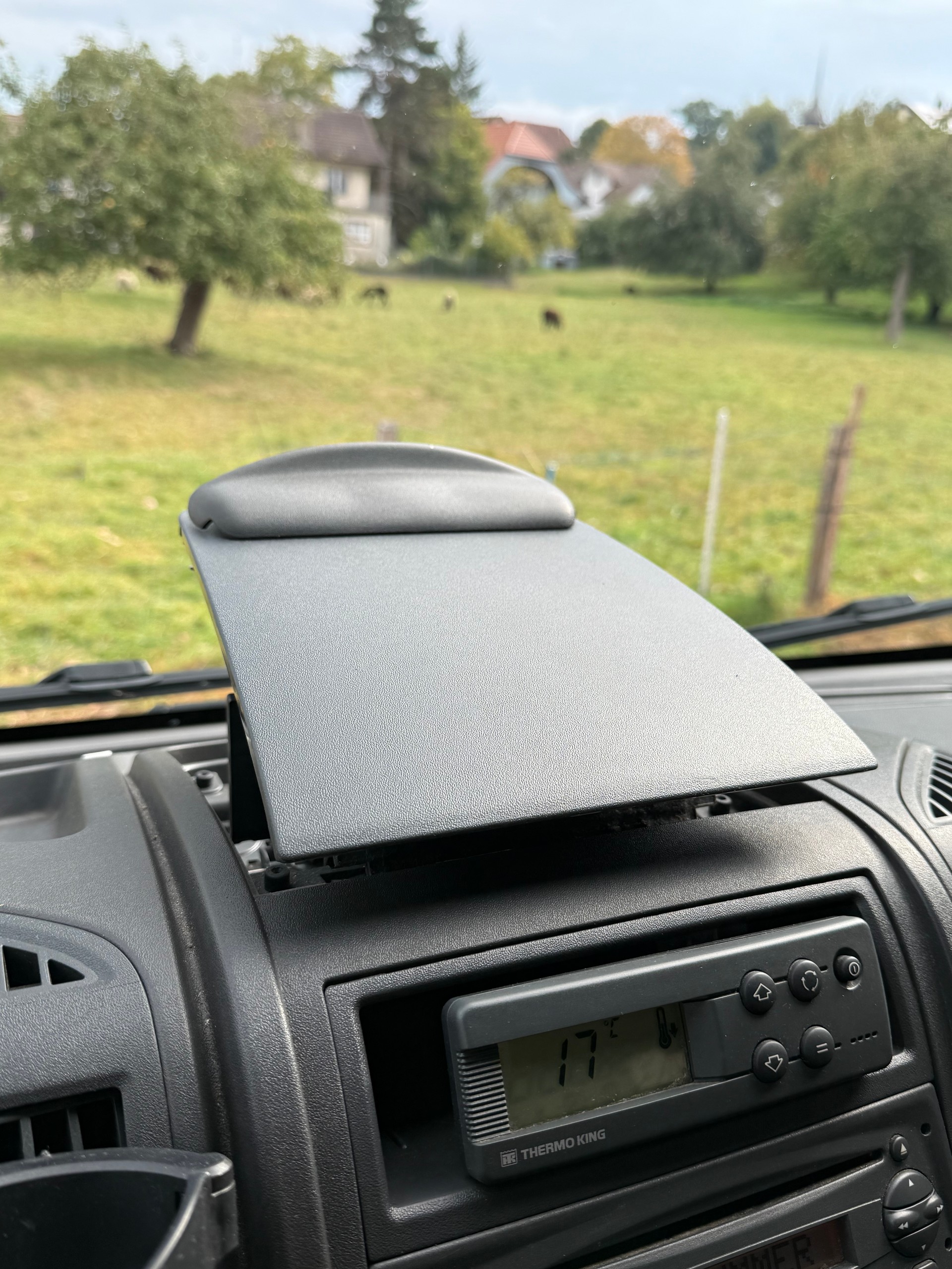 CITROEN Kühlkasten m. Hebebühne-image-11