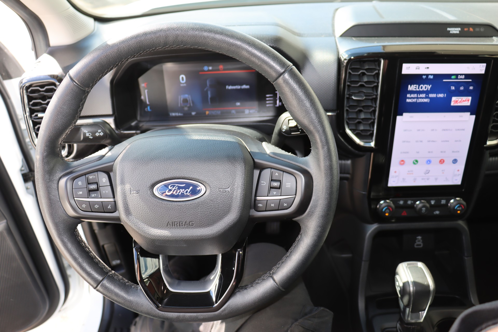 FORD Ranger Limited 2.0 Eco Blue 4x4 Automat-image-13