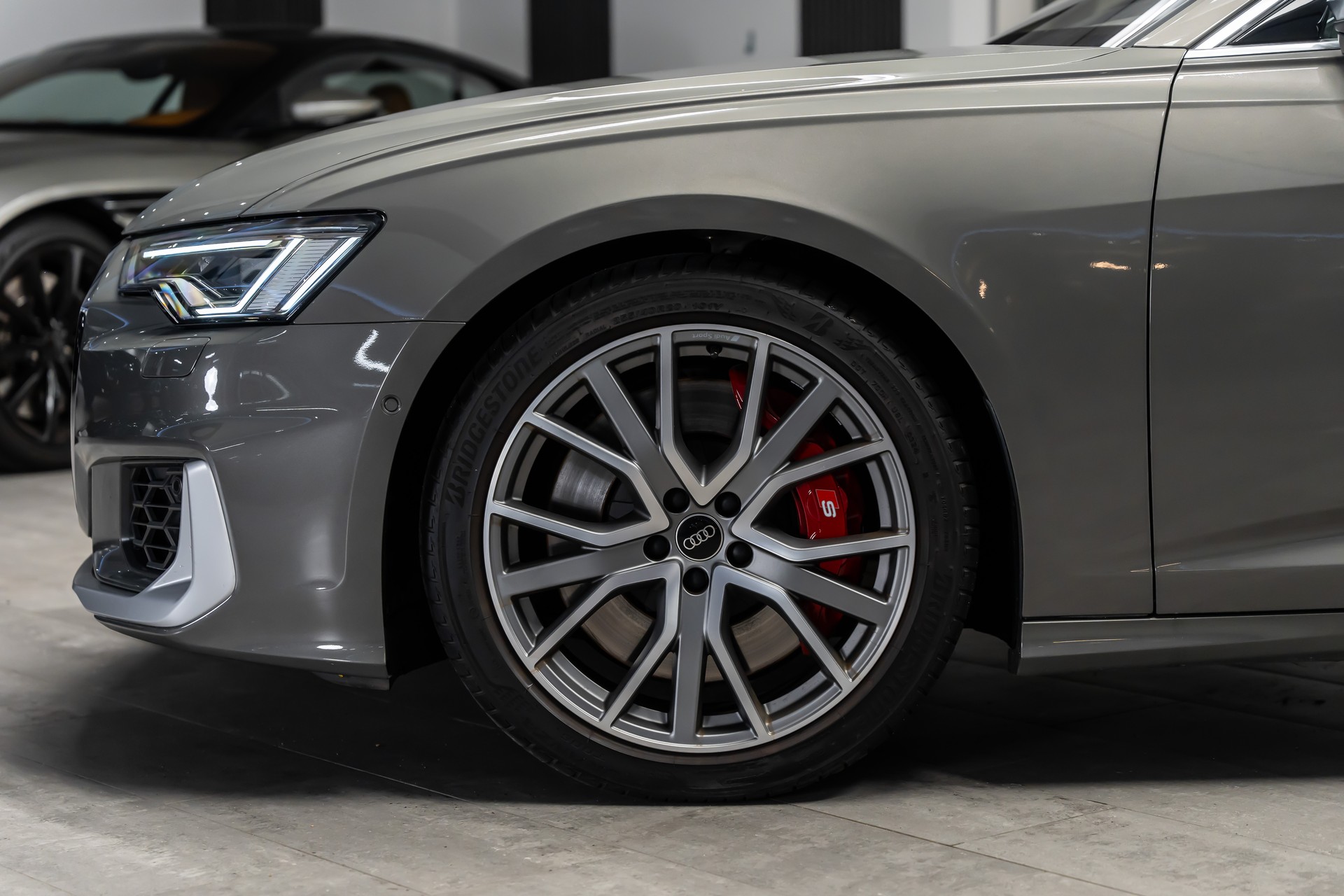 AUDI S6 Avant 3.0 TDI quattro tiptronic *Matrix*Panorama*360°*B&O*AHK*-image-3