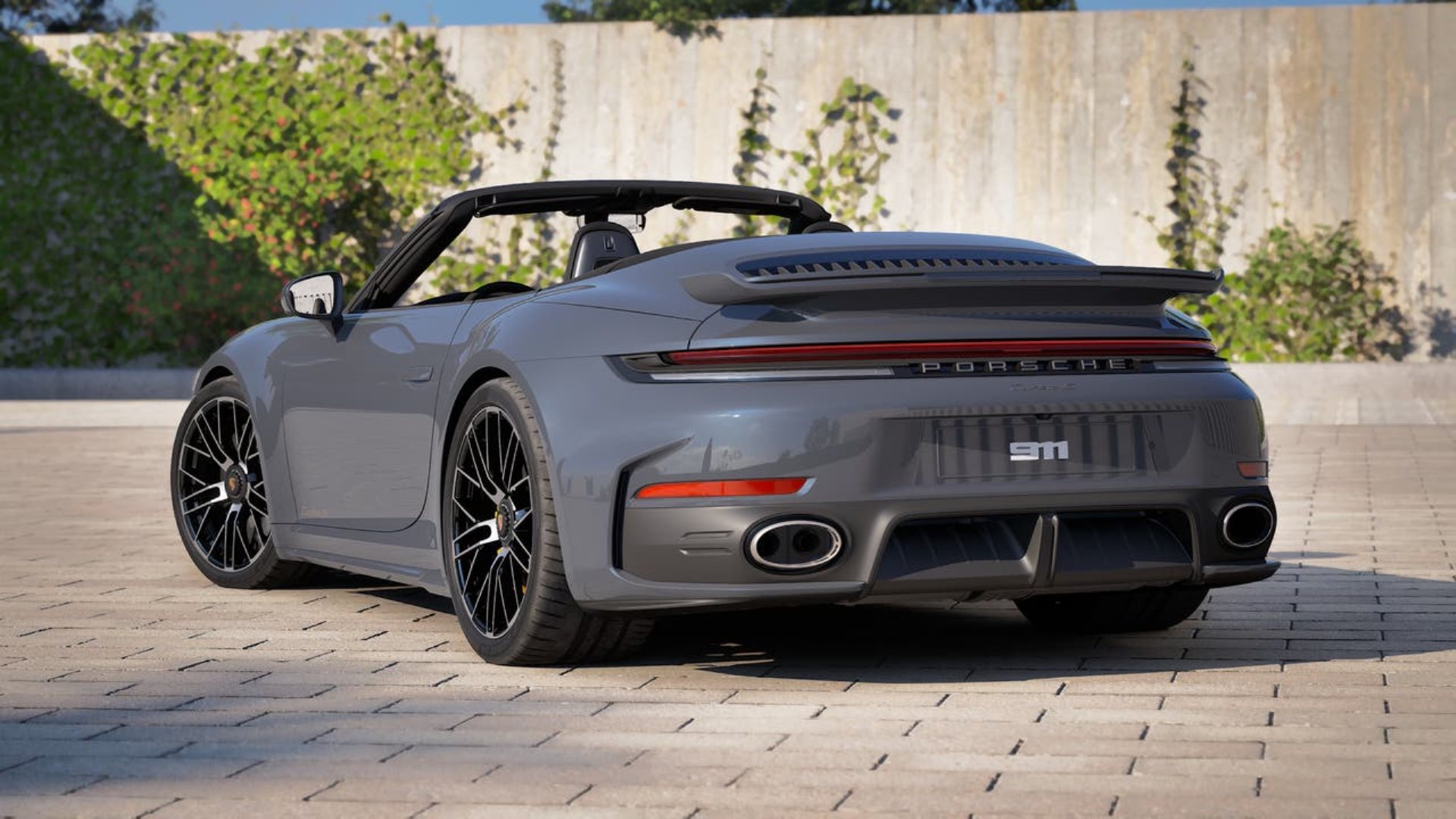 PORSCHE 911 Turbo S Cabriolet-image-2