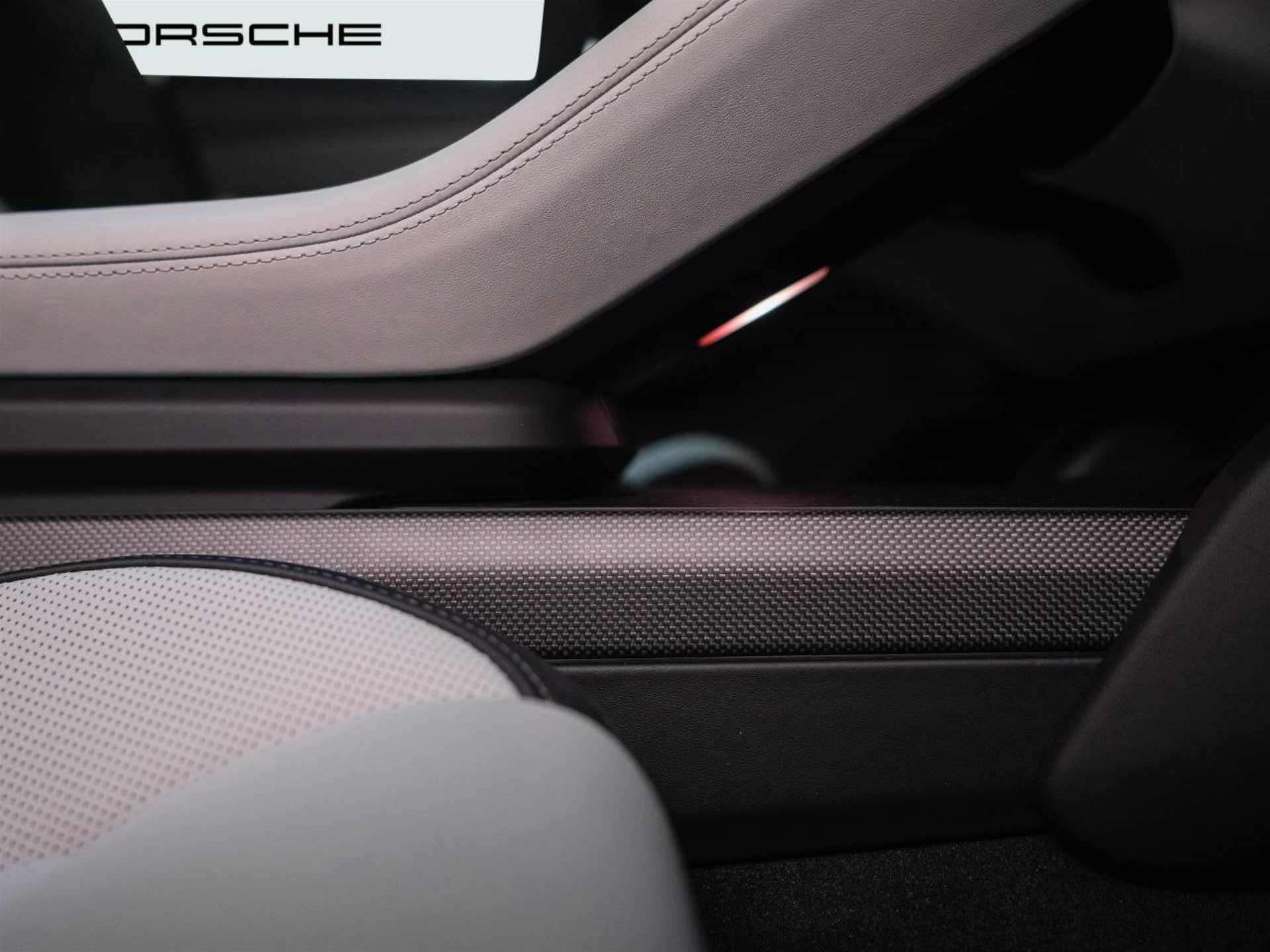 PORSCHE Taycan Turbo S-image-20